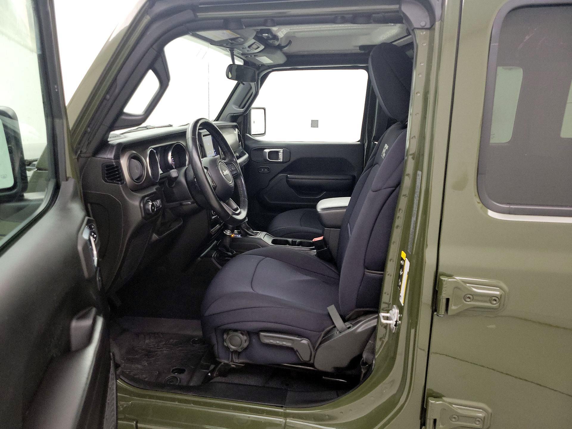 Thumbnail: 2020 Jeep Wrangler - 11