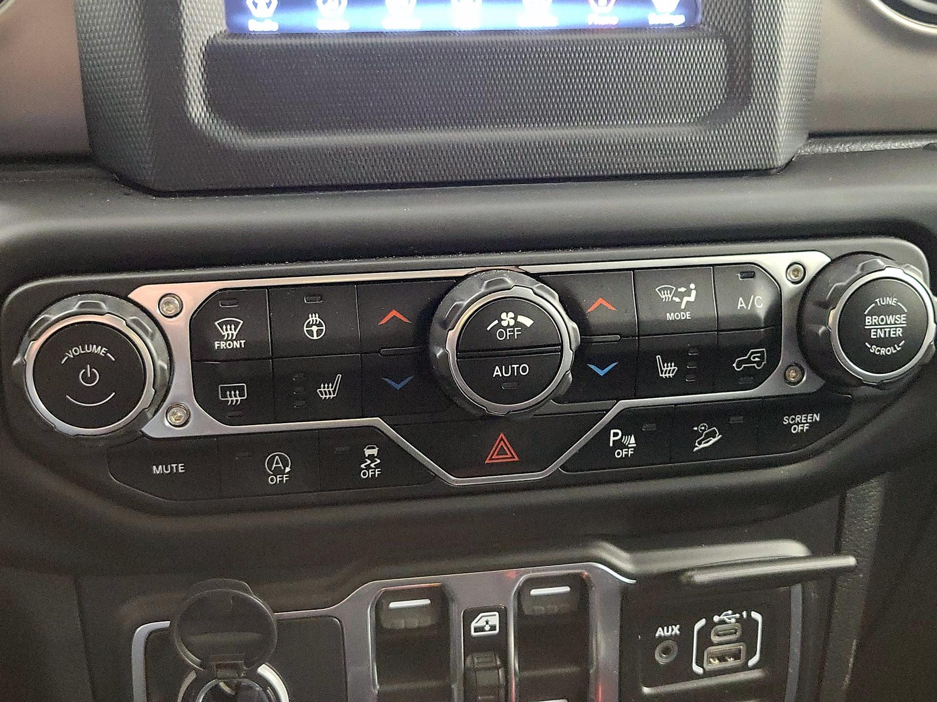 Thumbnail: 2020 Jeep Wrangler - 16