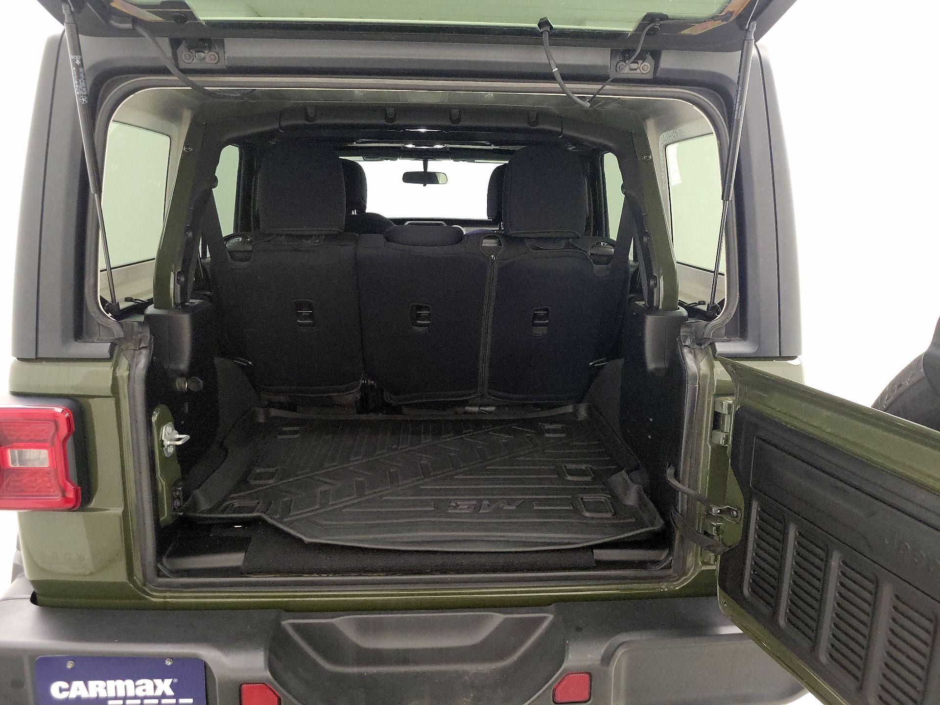 Thumbnail: 2020 Jeep Wrangler - 20