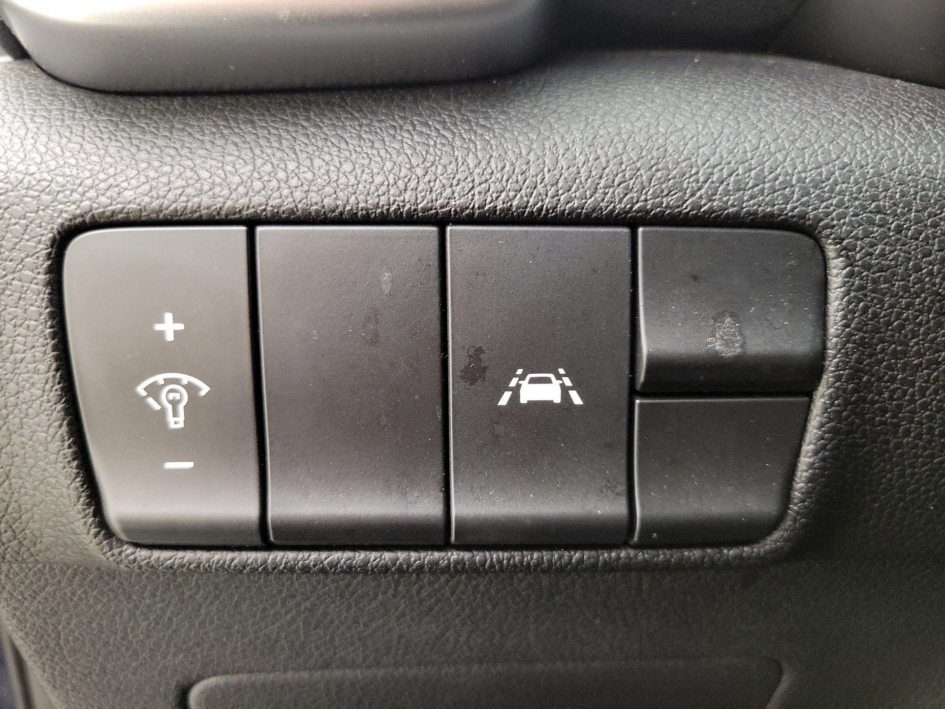 Thumbnail: 2022 Kia Sportage - 13