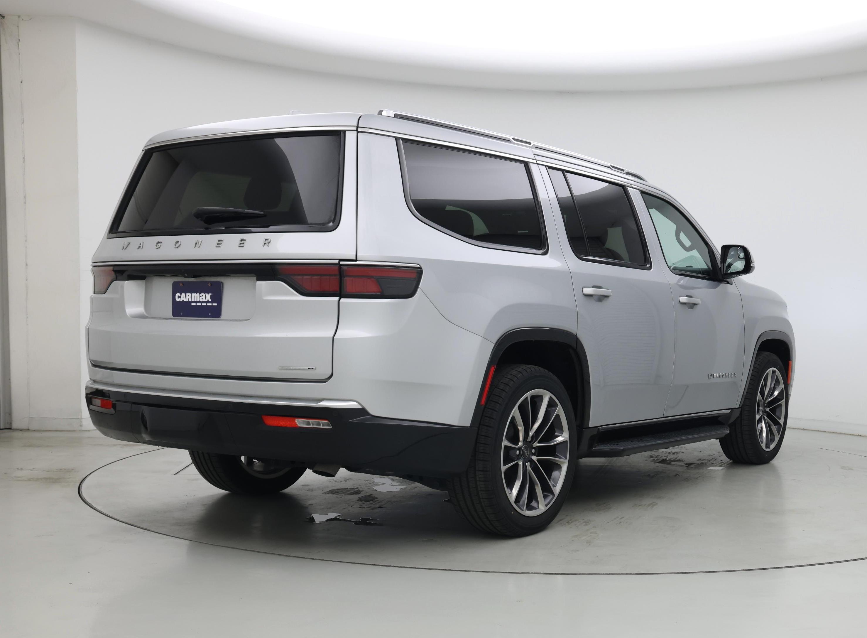 Thumbnail: 2022 Jeep Wagoneer - 8