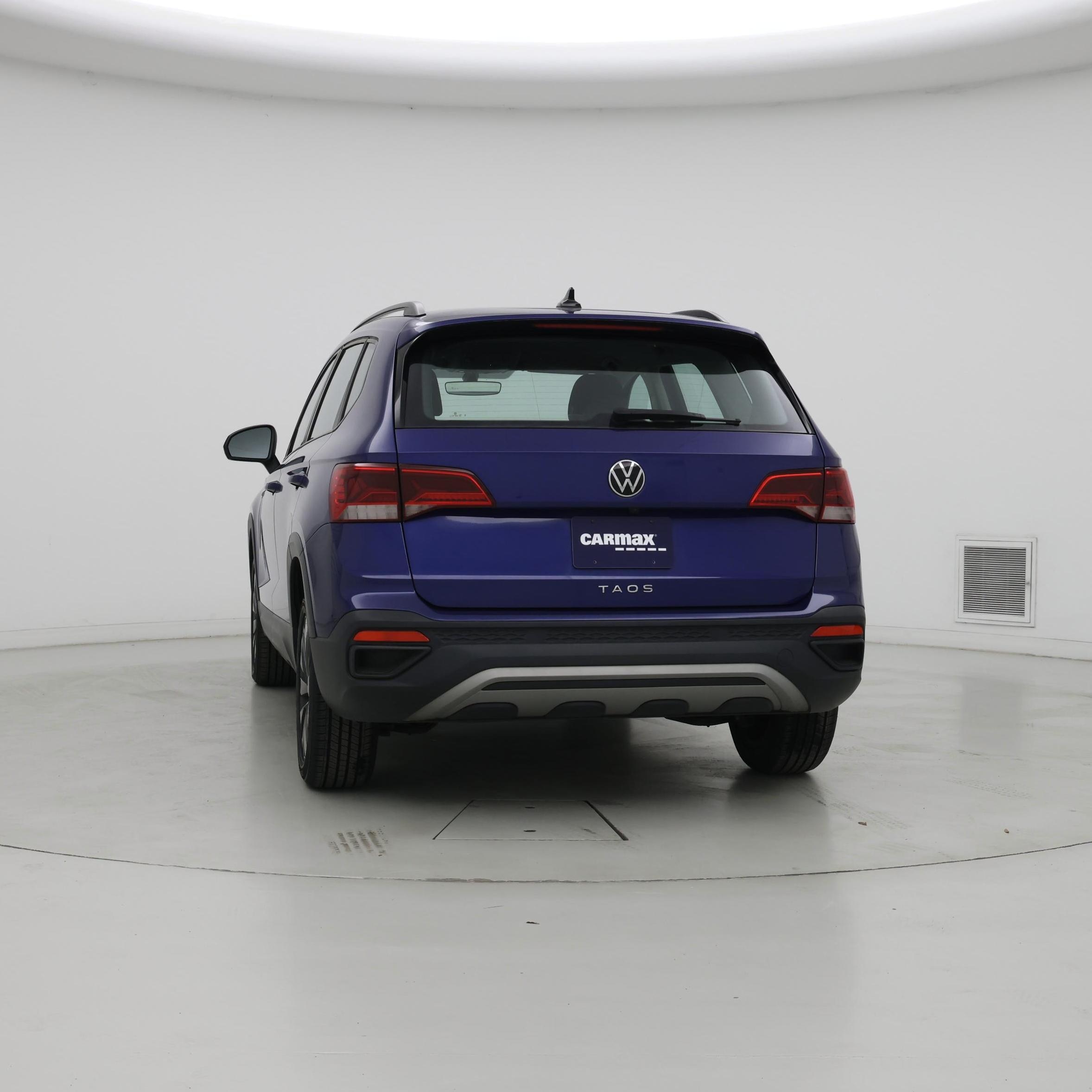 Thumbnail: 2023 Volkswagen Taos - 6