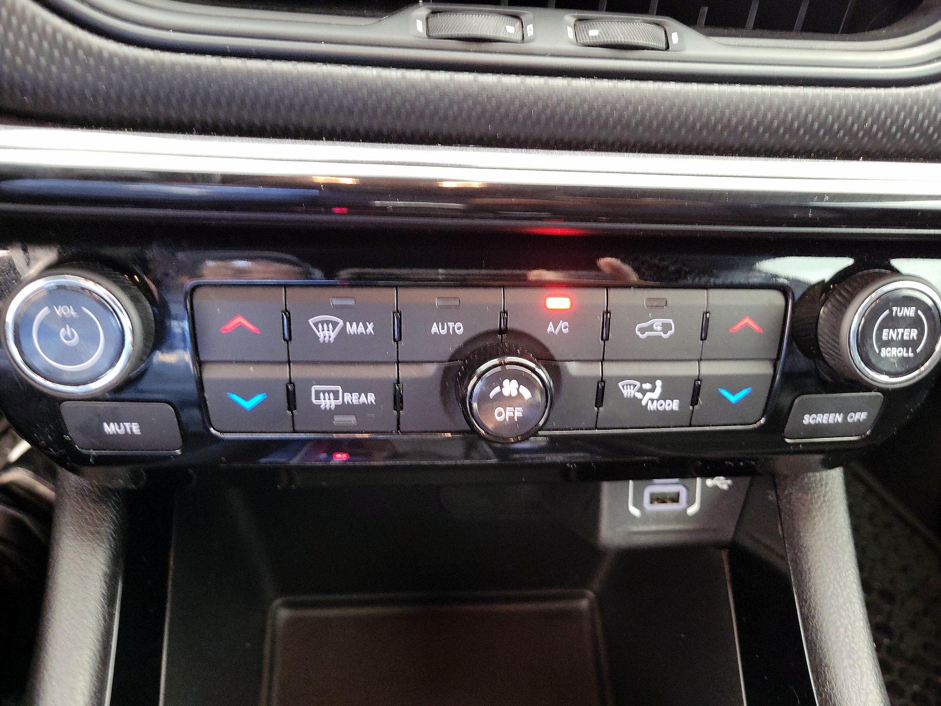 Thumbnail: 2023 Jeep Compass - 16