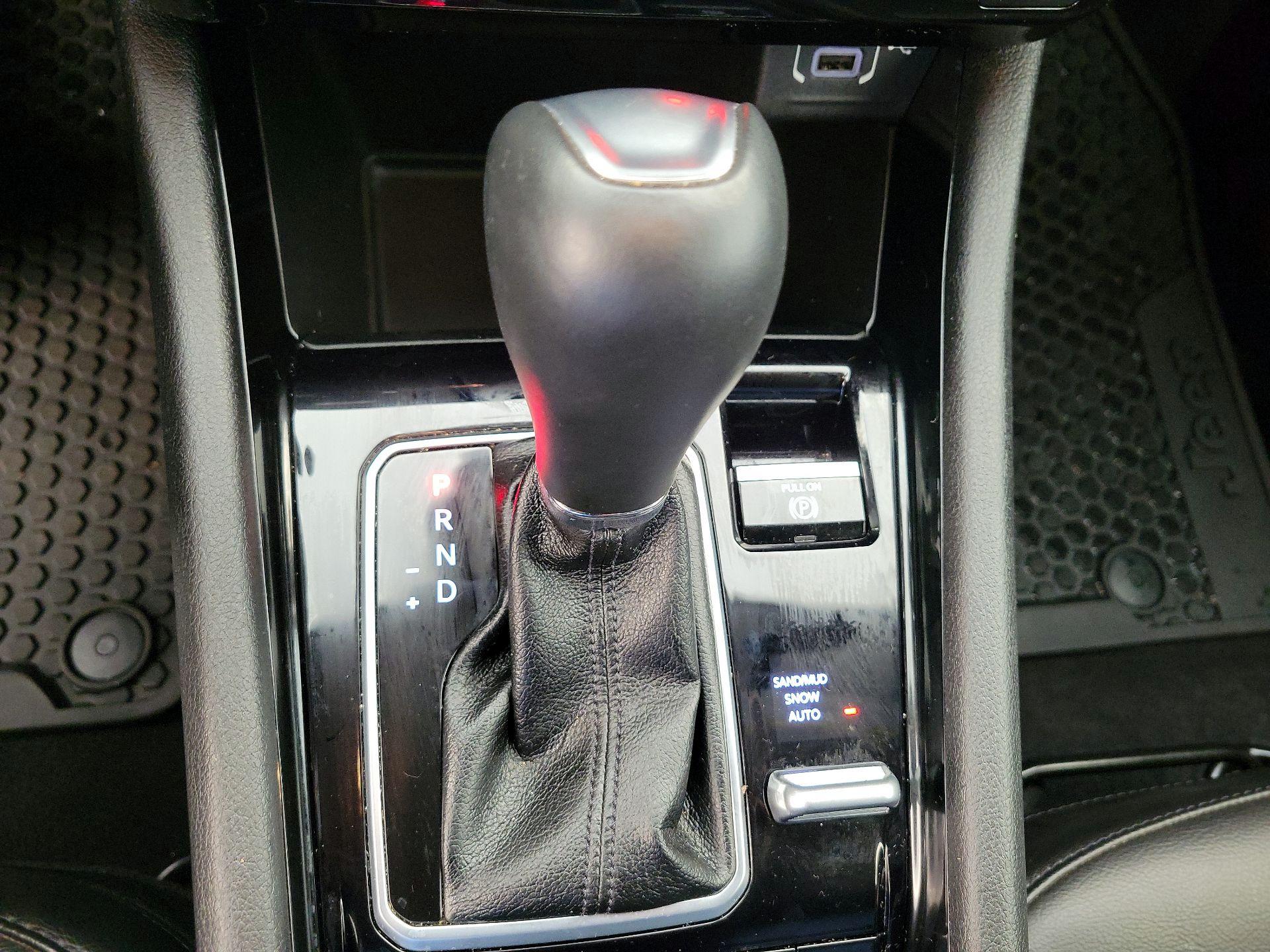 Thumbnail: 2023 Jeep Compass - 17