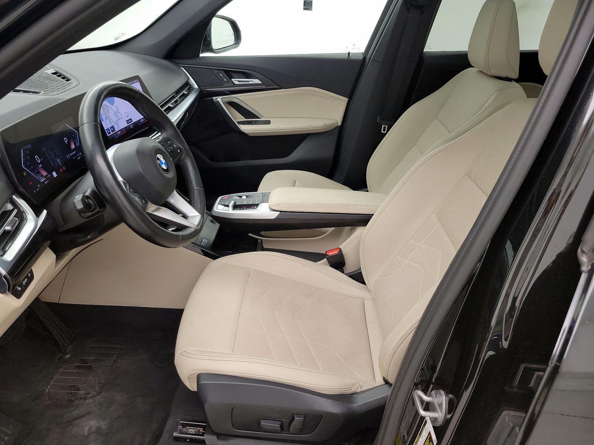 Thumbnail: 2023 BMW X1 - 11