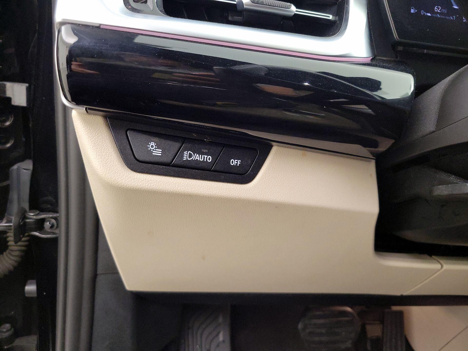 Thumbnail: 2023 BMW X1 - 13