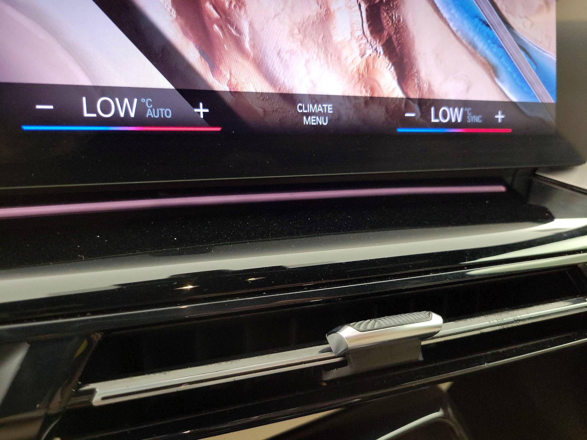 Thumbnail: 2023 BMW X1 - 17