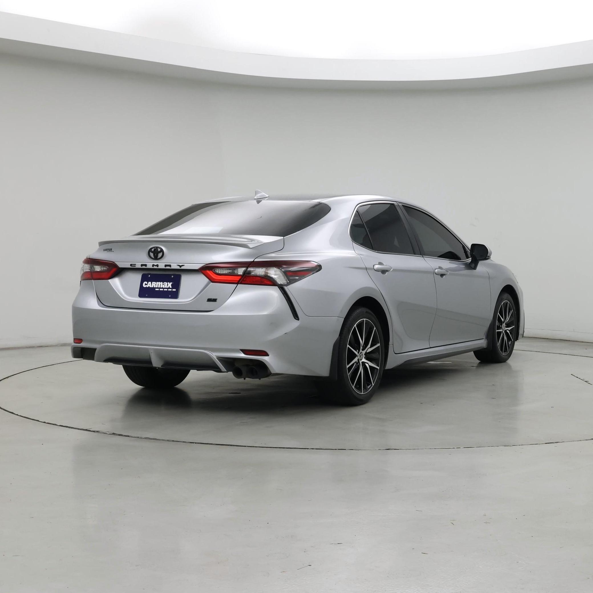 Thumbnail: 2023 Toyota Camry - 8