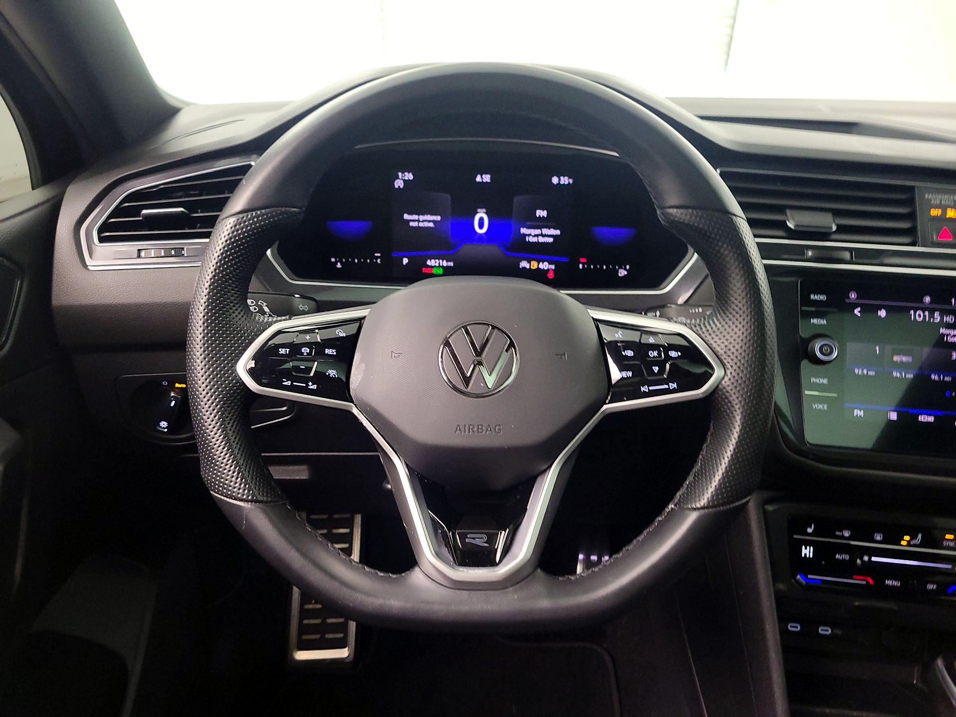 Thumbnail: 2023 Volkswagen Tiguan - 10