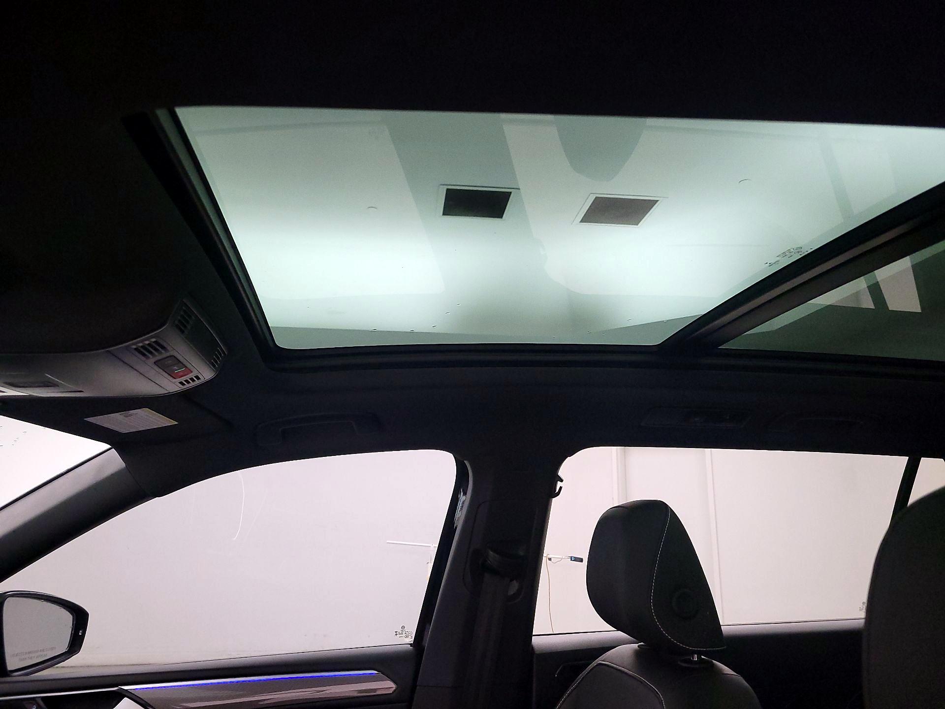 Thumbnail: 2023 Volkswagen Tiguan - 19