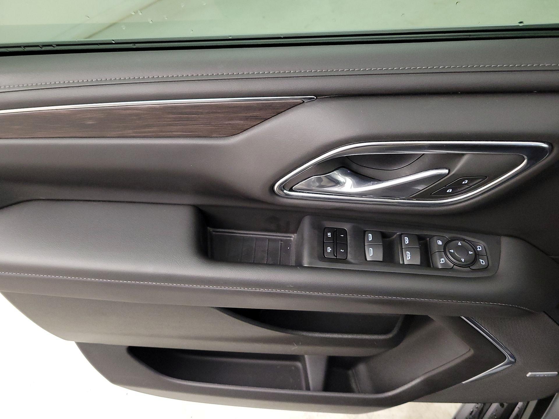 Thumbnail: 2023 Chevrolet Tahoe - 12