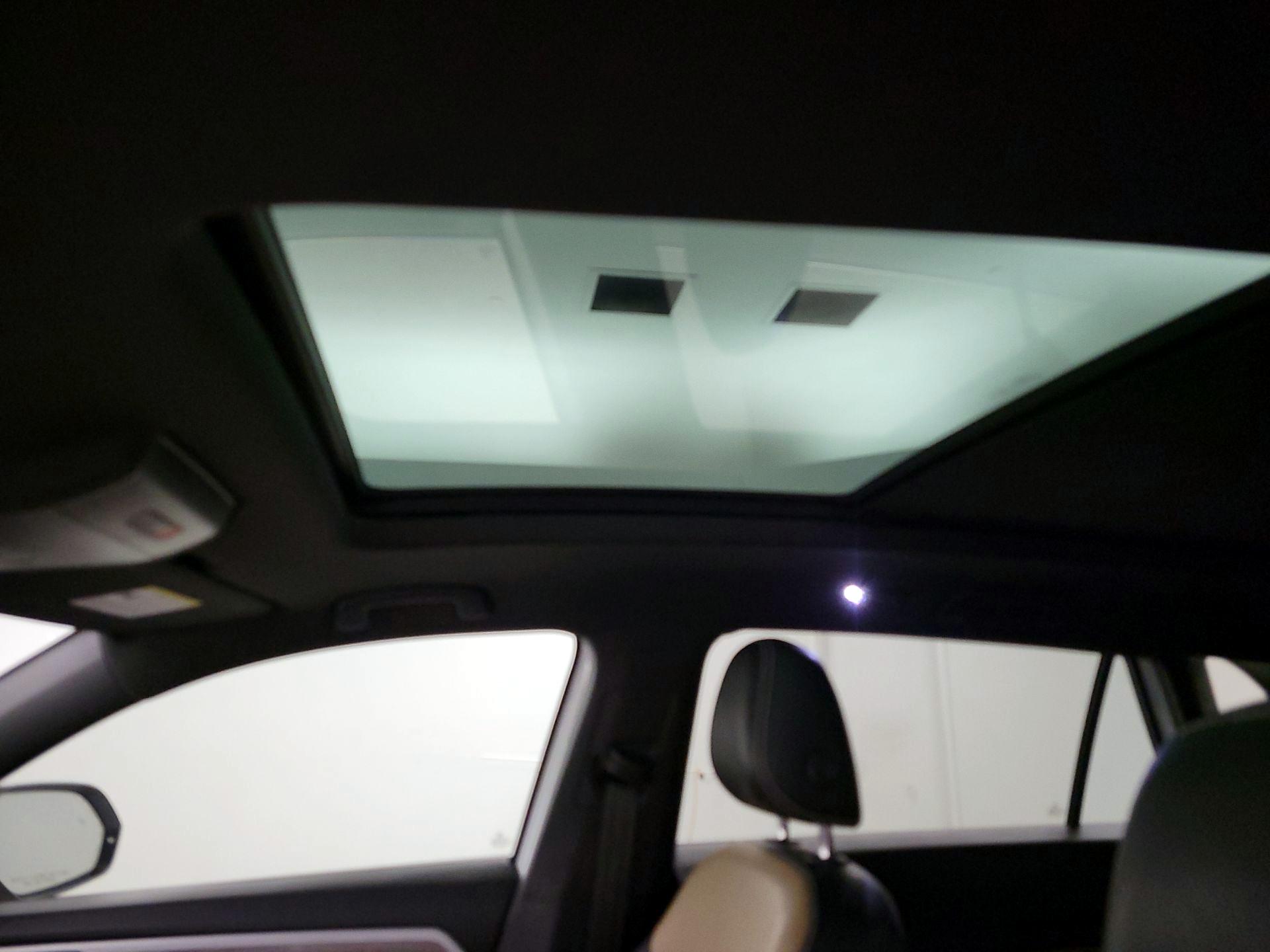 Thumbnail: 2022 Volkswagen Atlas - 19