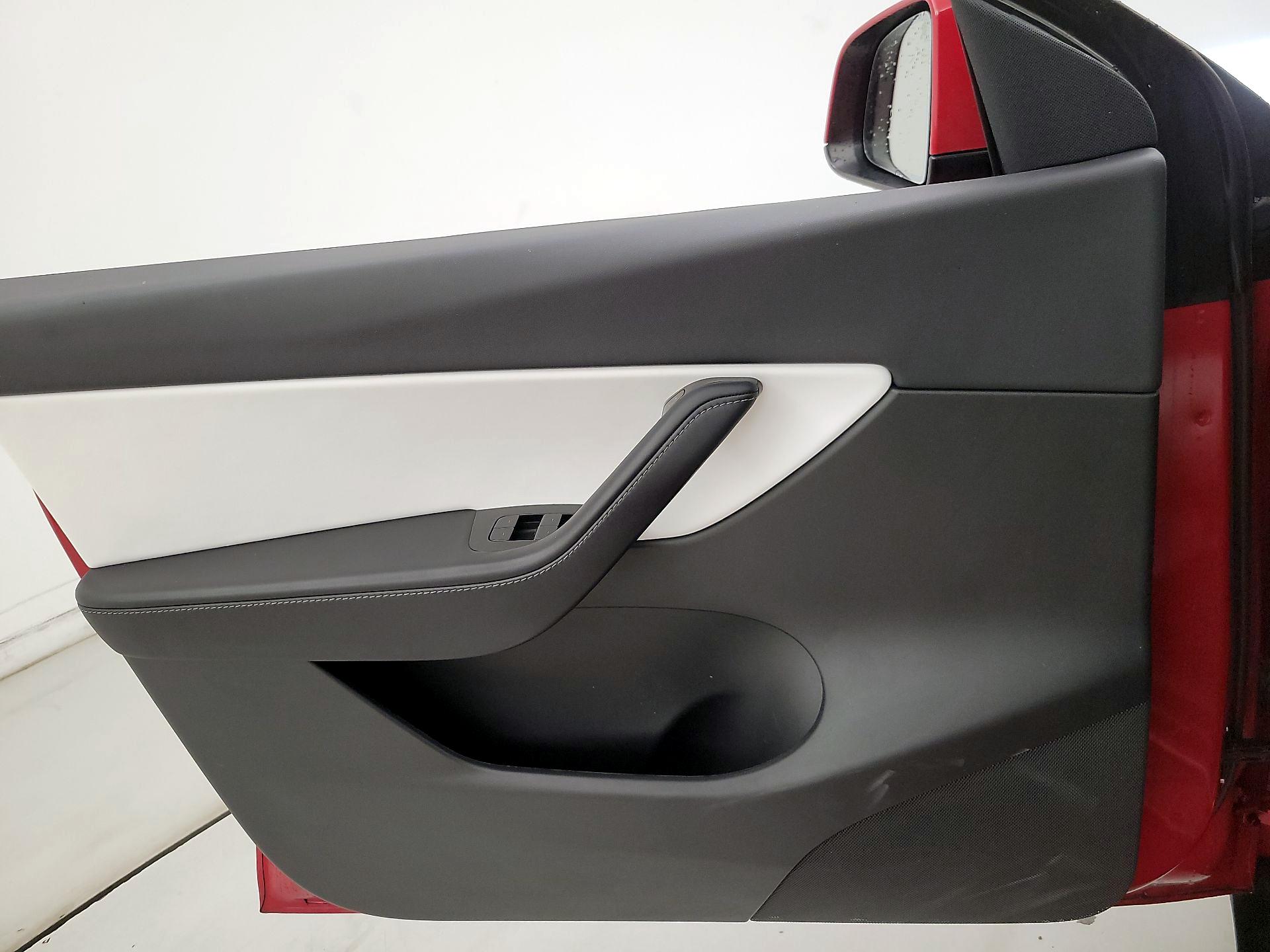 Thumbnail: 2021 Tesla Model Y - 12