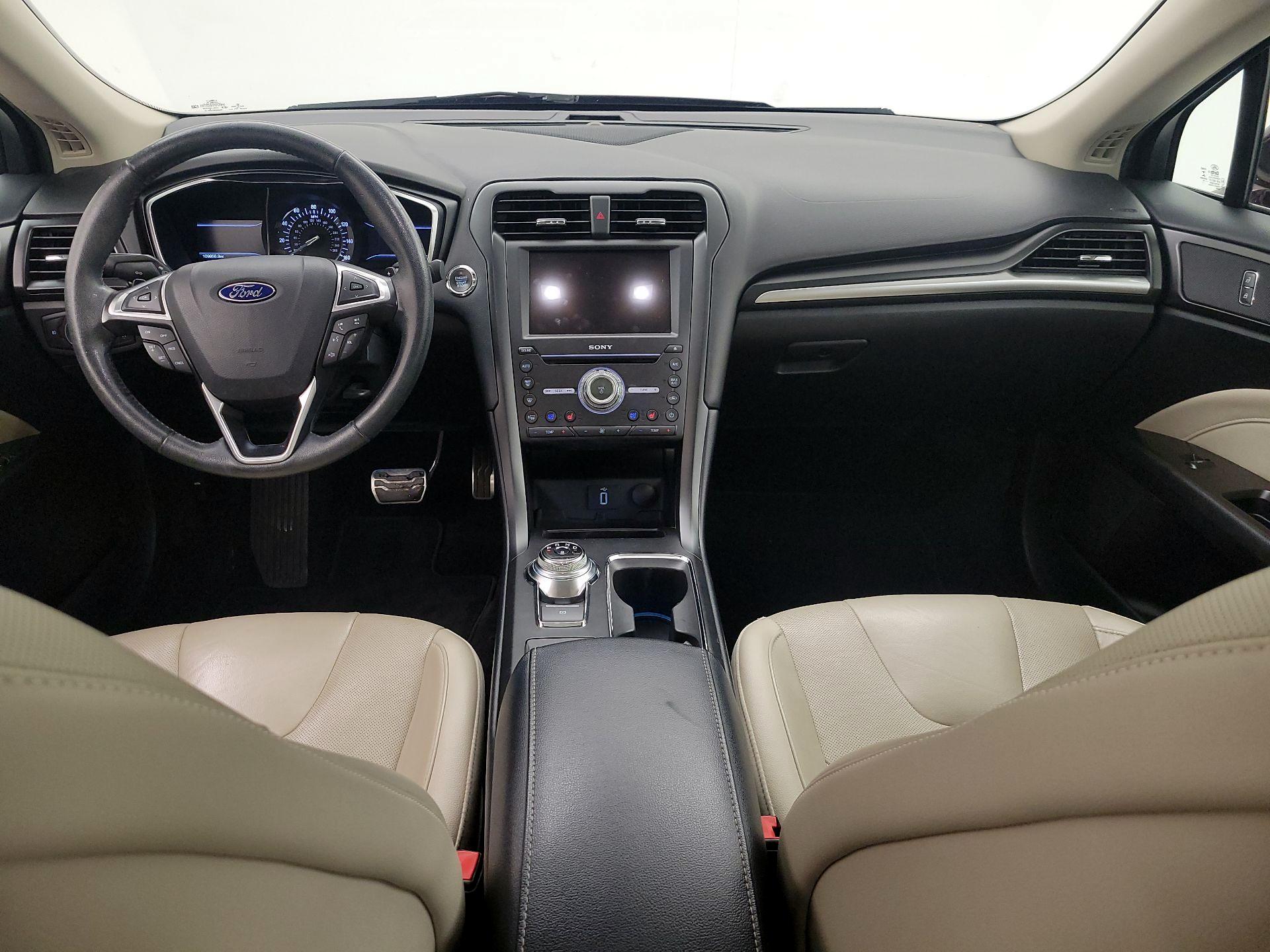 Thumbnail: 2017 Ford Fusion - 9