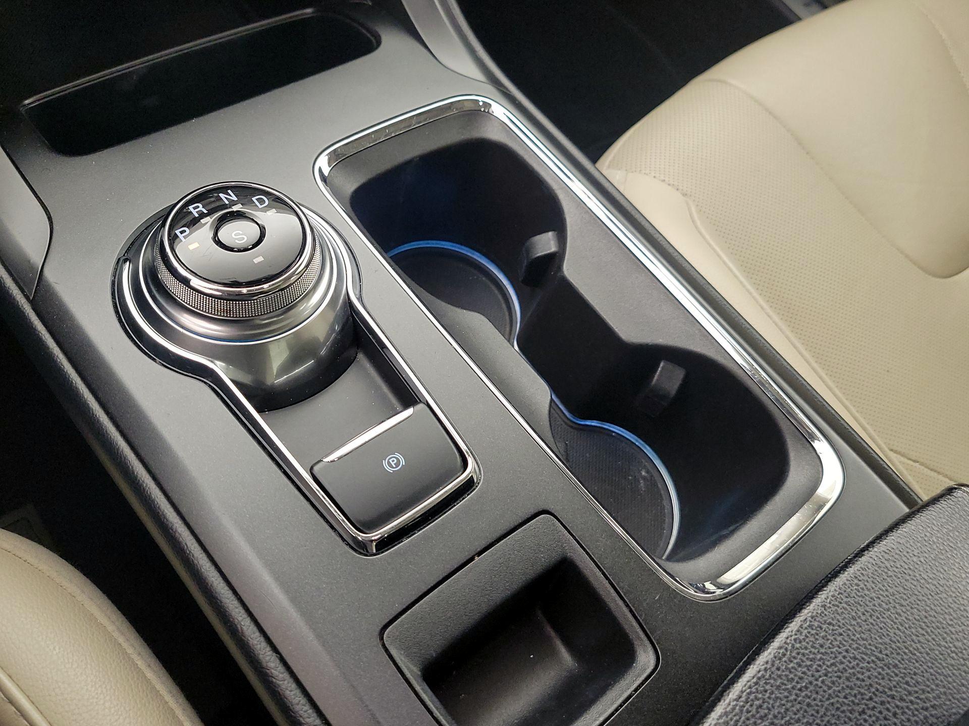 Thumbnail: 2017 Ford Fusion - 18