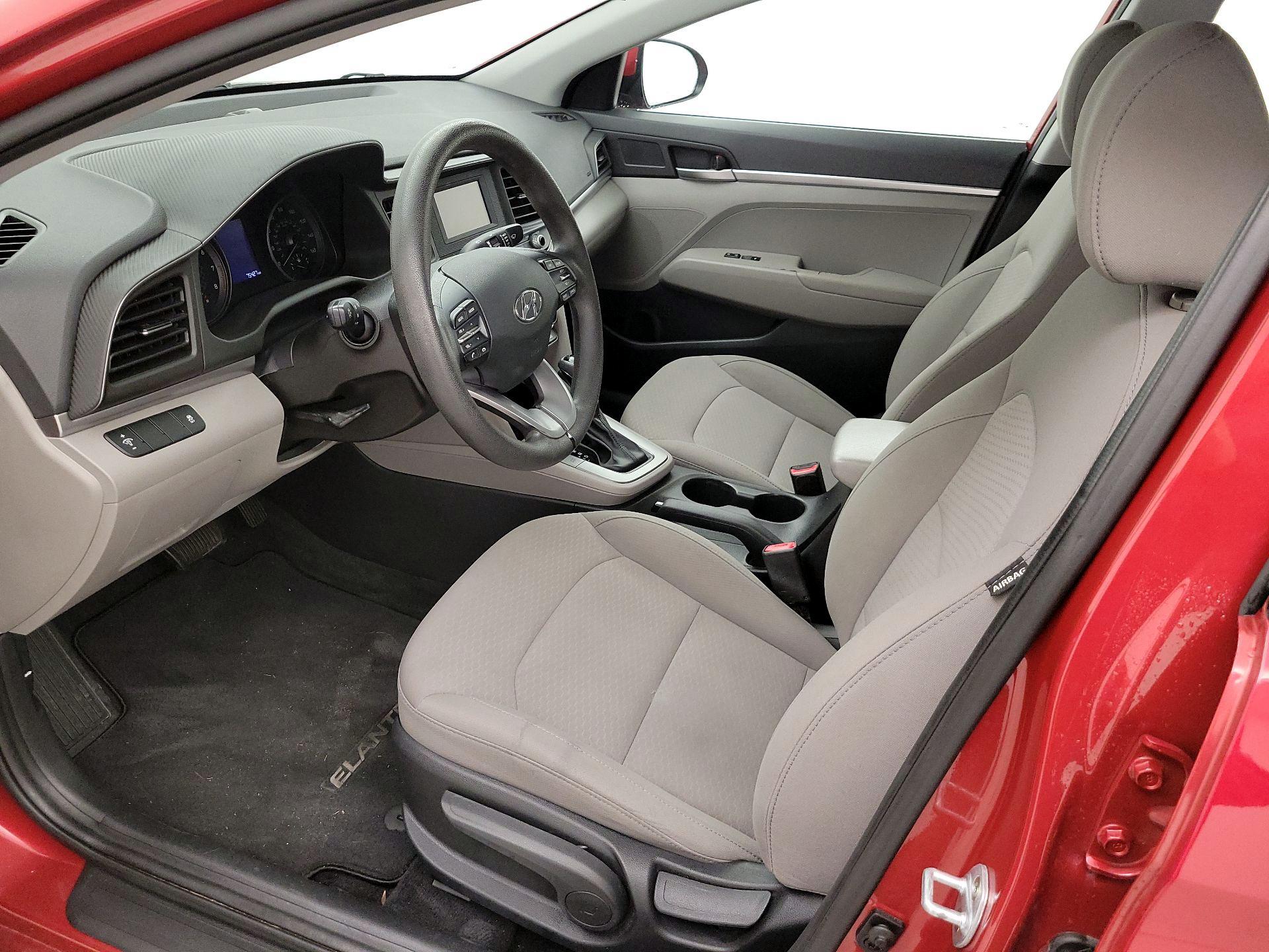 Thumbnail: 2019 Hyundai Elantra - 11