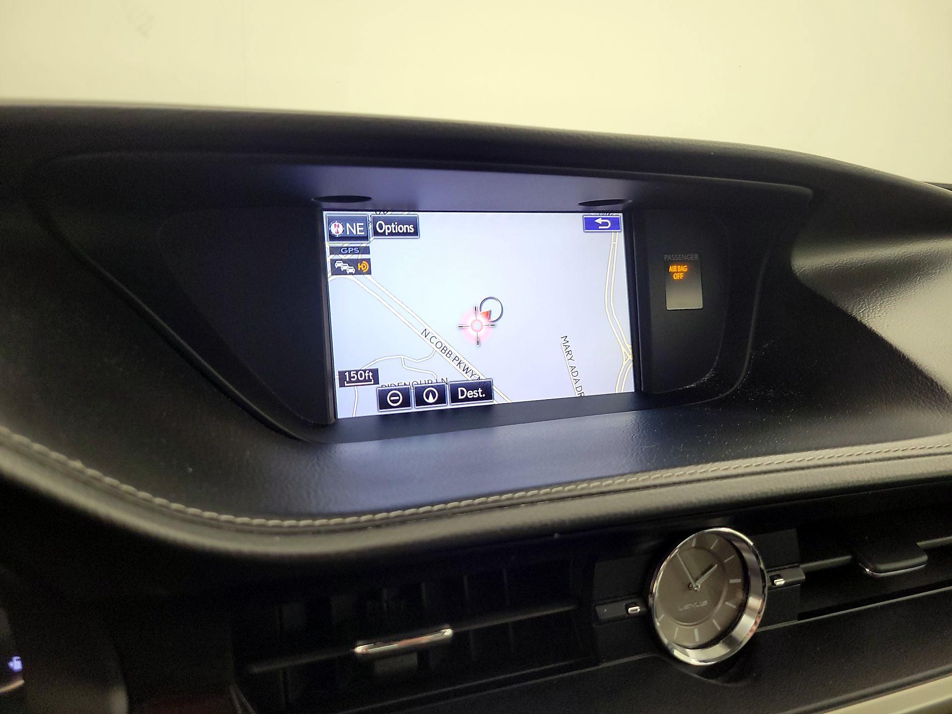 Thumbnail: 2016 Lexus ES - 14