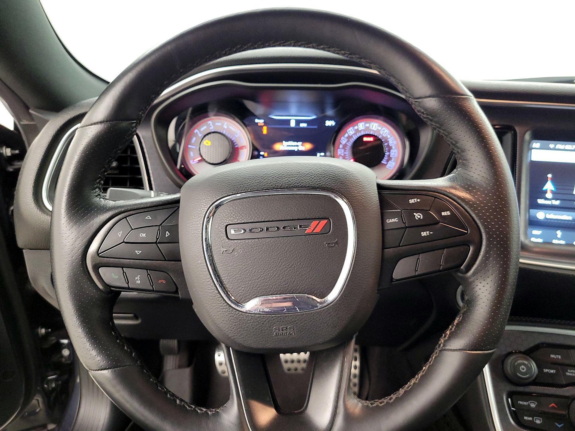 Thumbnail: 2018 Dodge Challenger - 10