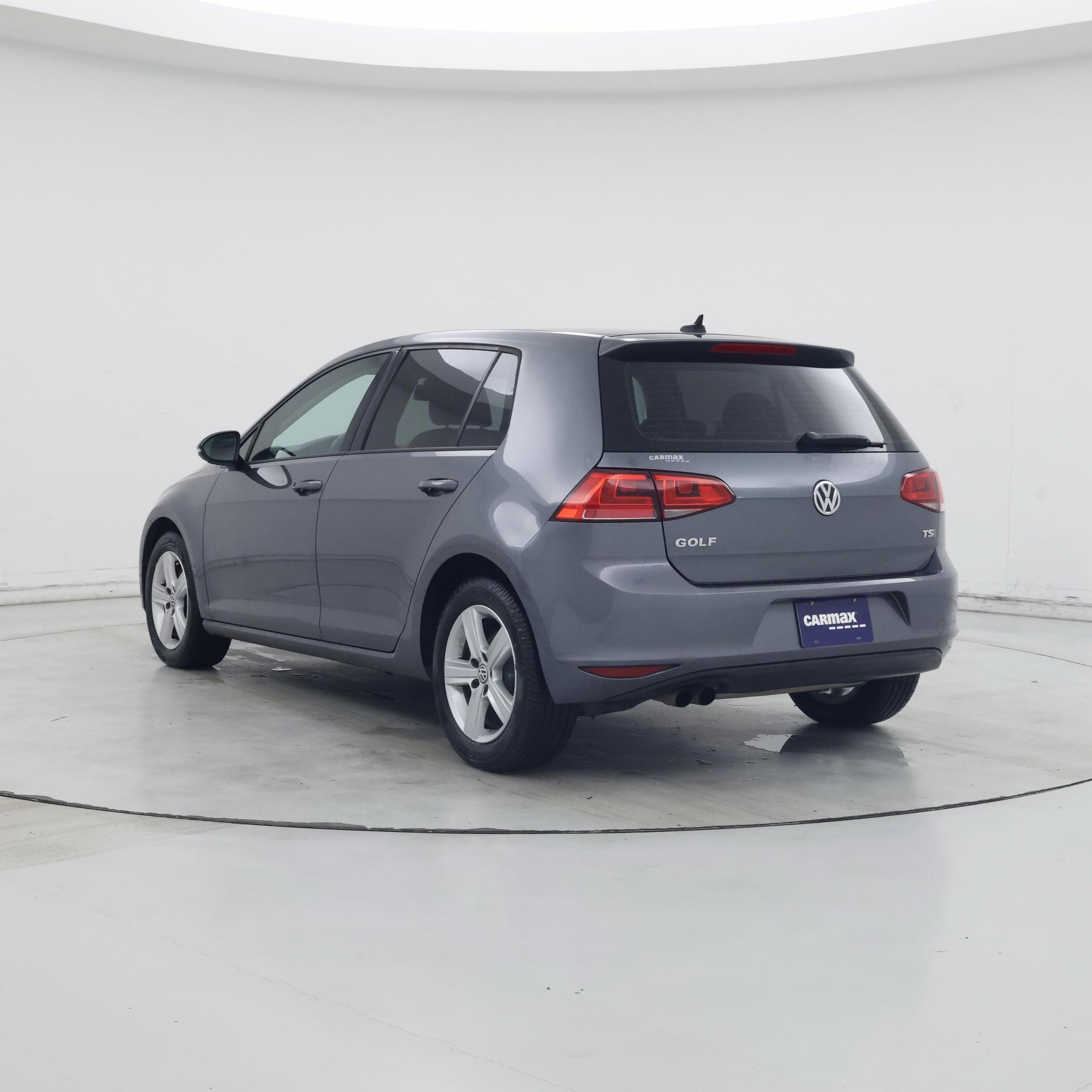 Thumbnail: 2017 Volkswagen Golf - 2