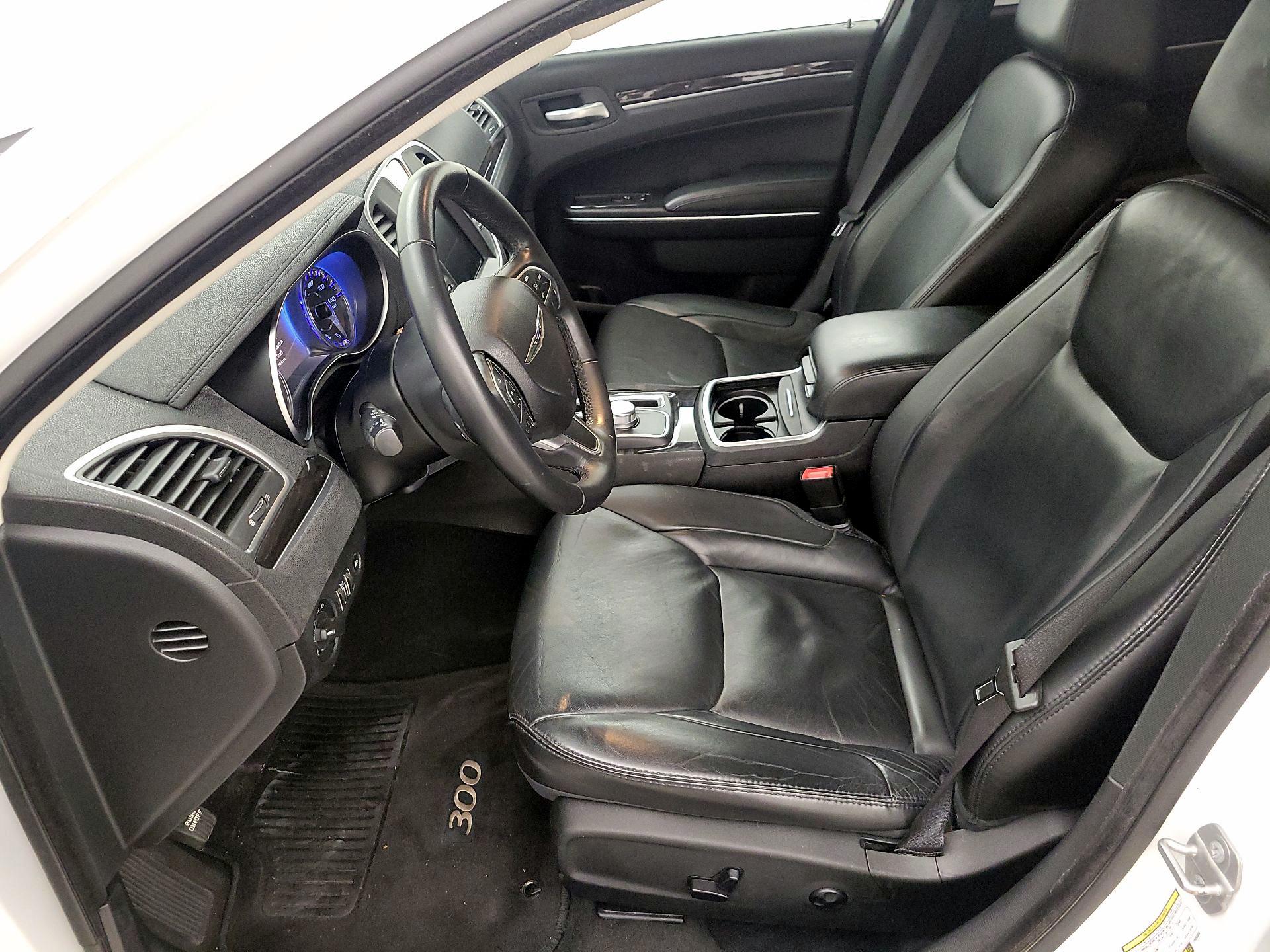 Thumbnail: 2015 Chrysler 300 - 11