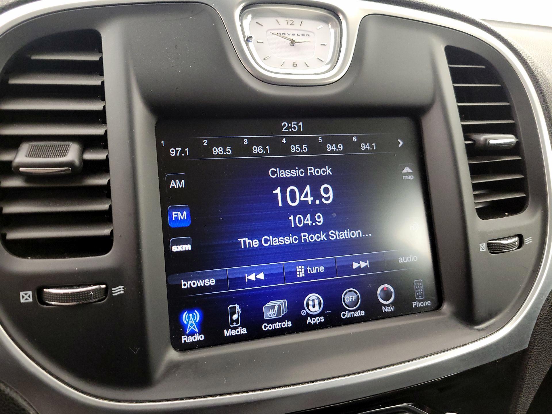 Thumbnail: 2015 Chrysler 300 - 16