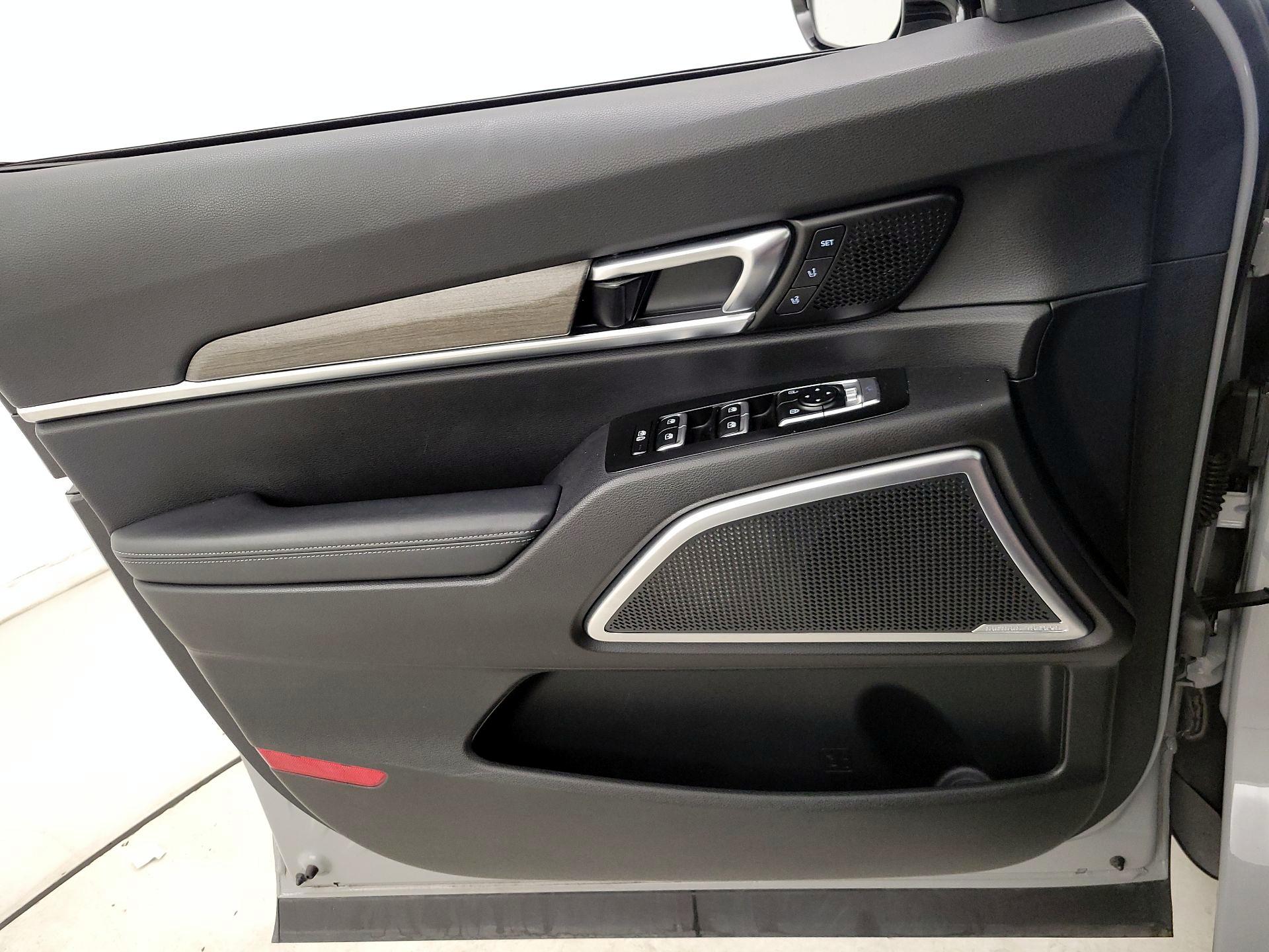 Thumbnail: 2022 Kia Telluride - 12