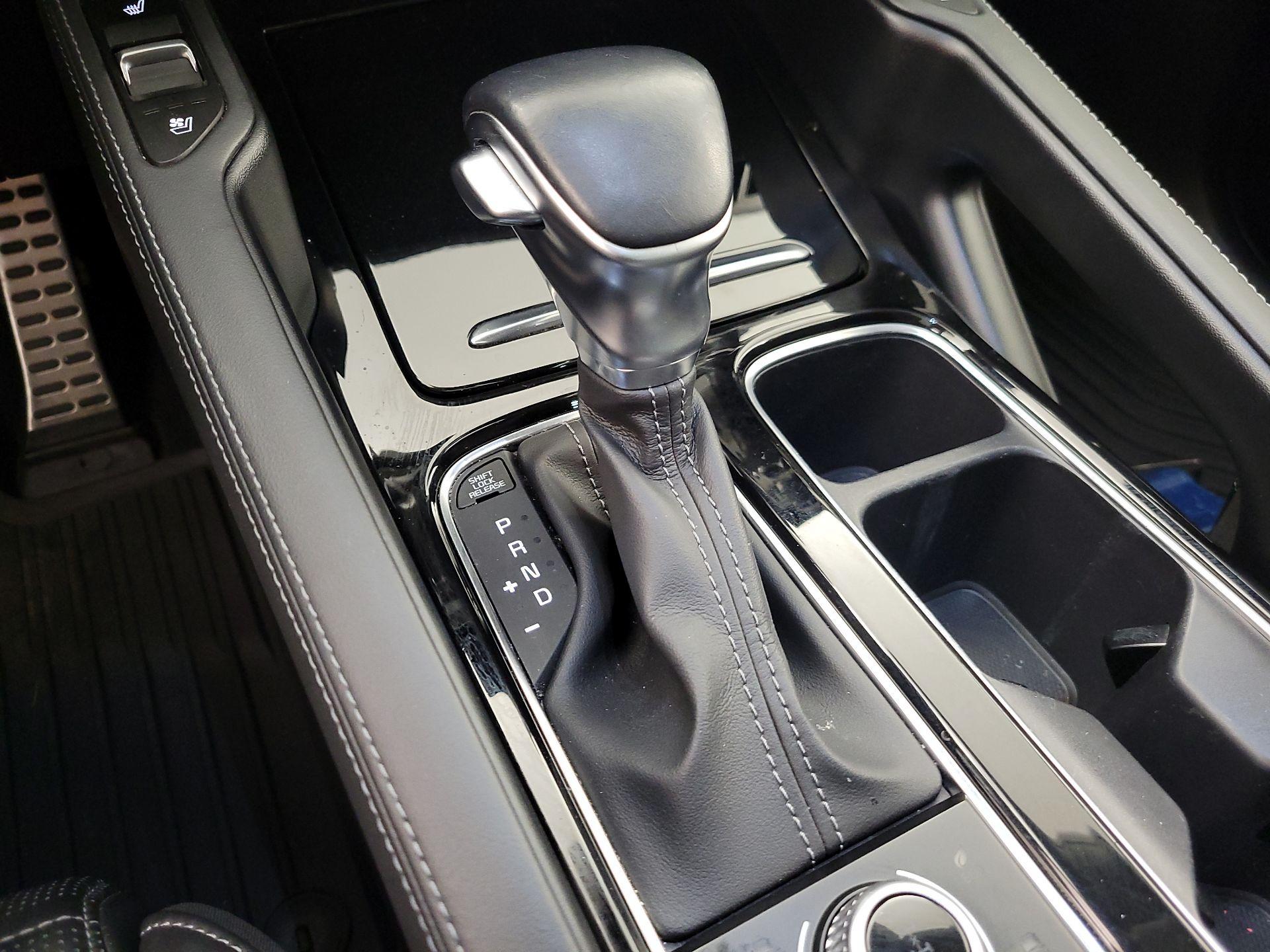 Thumbnail: 2022 Kia Telluride - 18