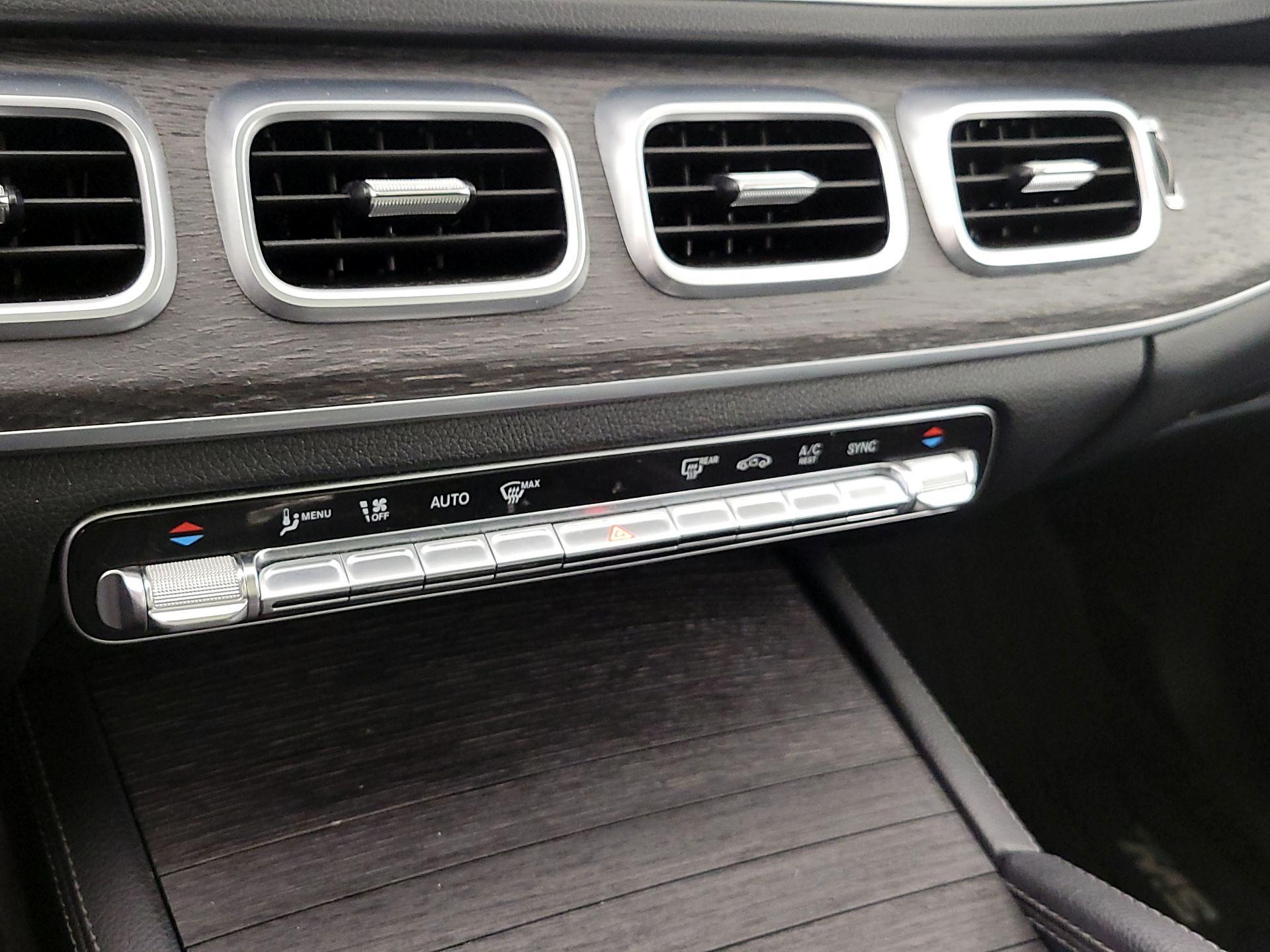 Thumbnail: 2022 Mercedes-Benz GLE - 17