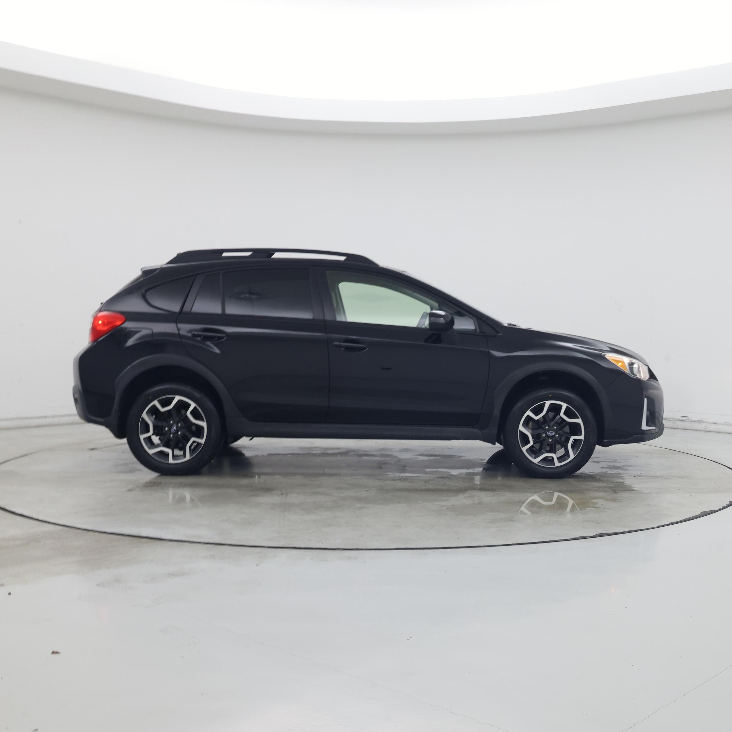 Thumbnail: 2017 Subaru Crosstrek - 7
