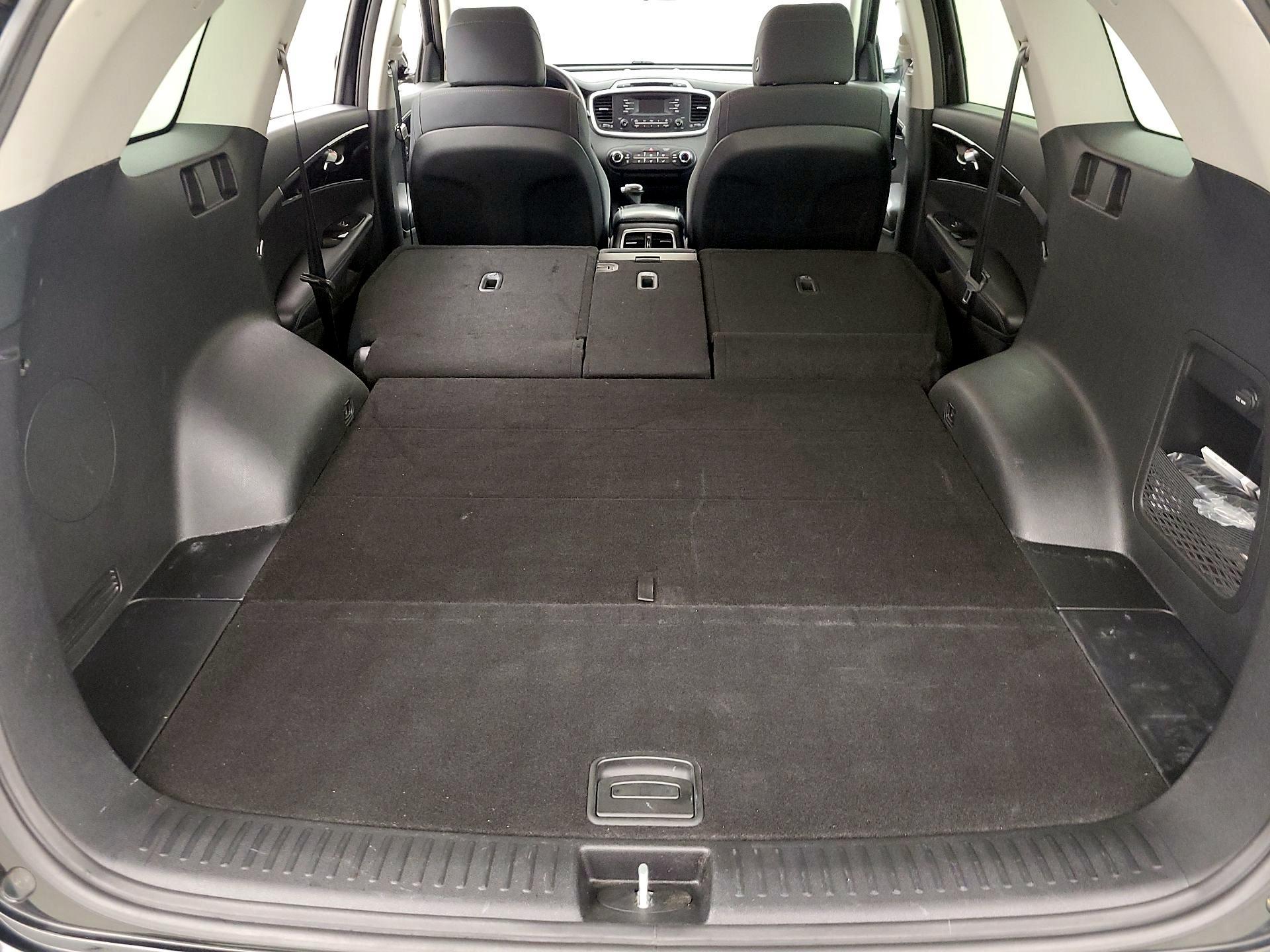 Thumbnail: 2017 Kia Sorento - 20