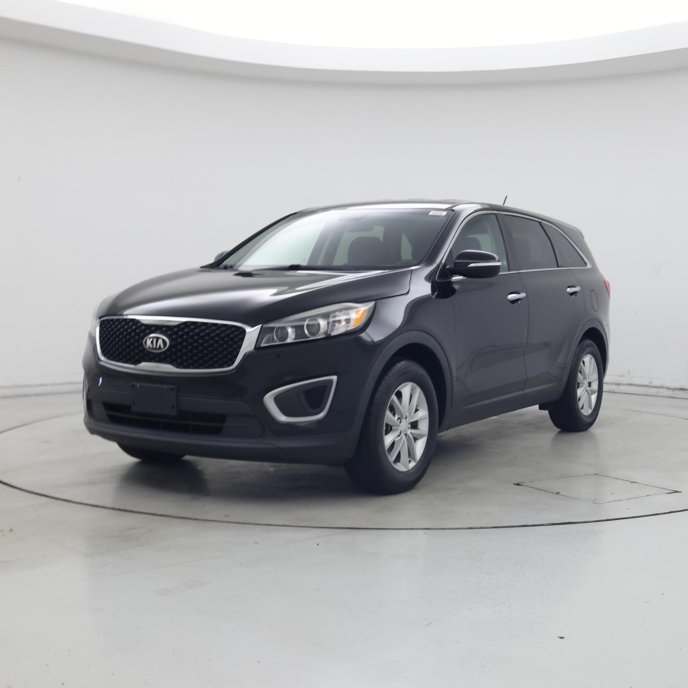 Thumbnail: 2017 Kia Sorento - 4