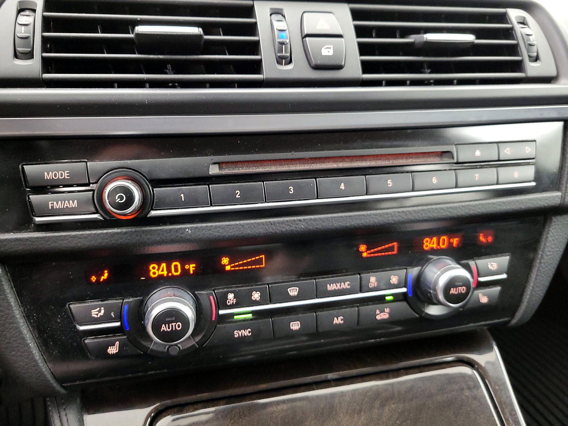 Thumbnail: 2016 BMW 5 Series - 17