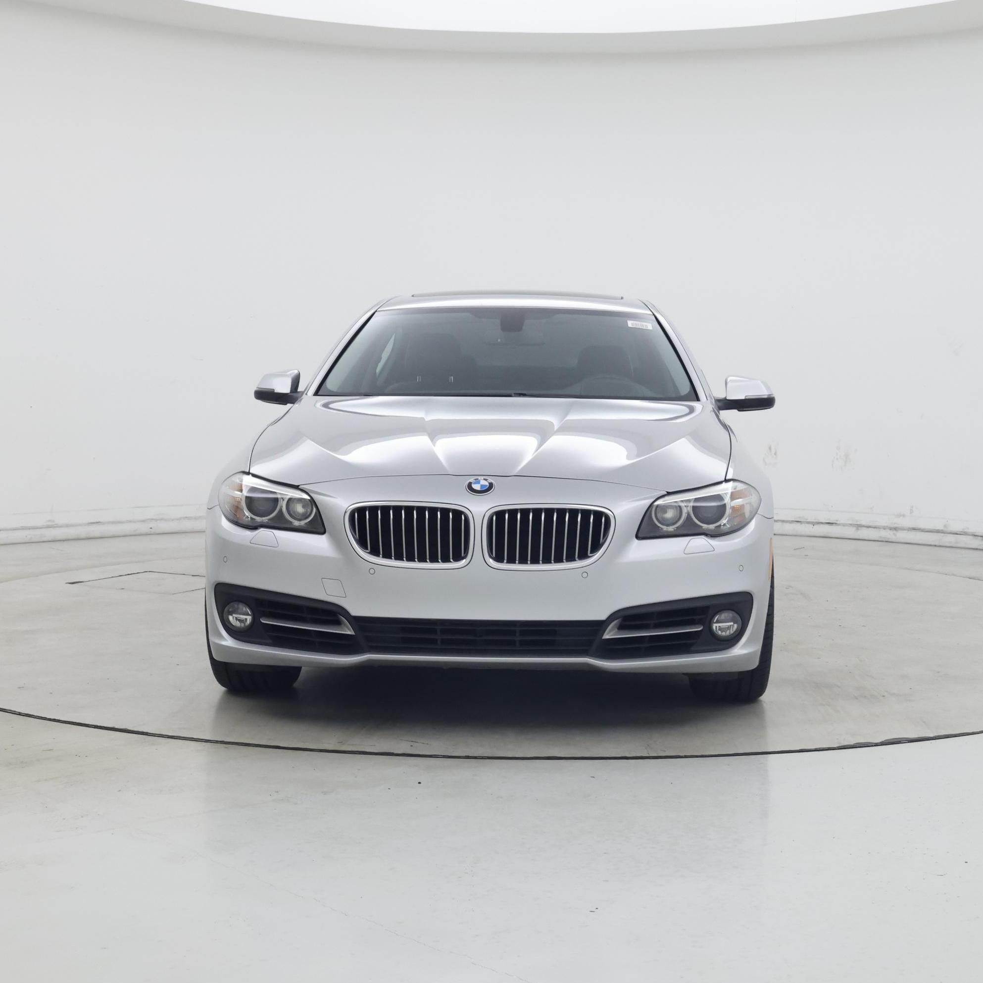 Thumbnail: 2016 BMW 5 Series - 5