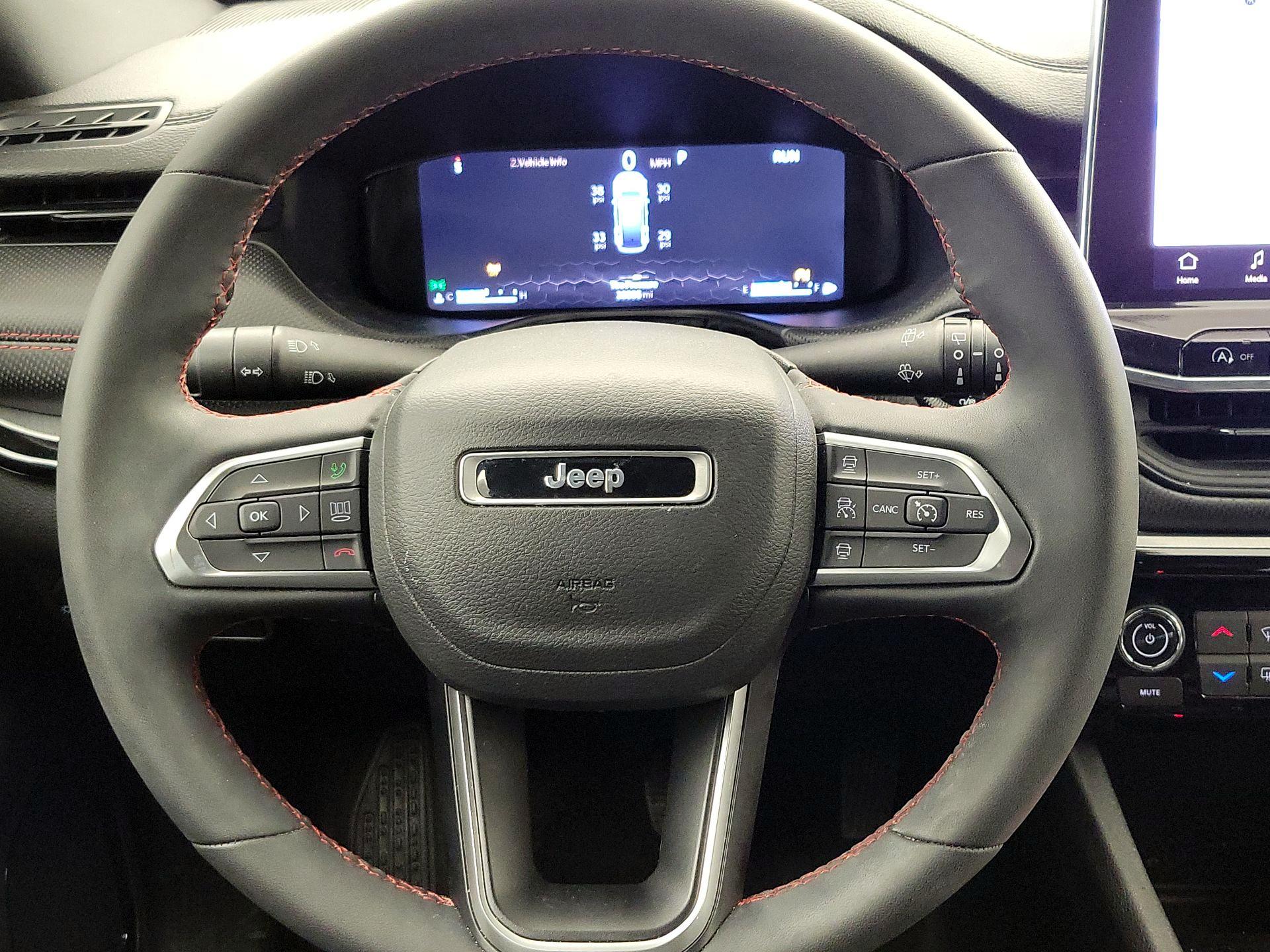 Thumbnail: 2023 Jeep Compass - 10