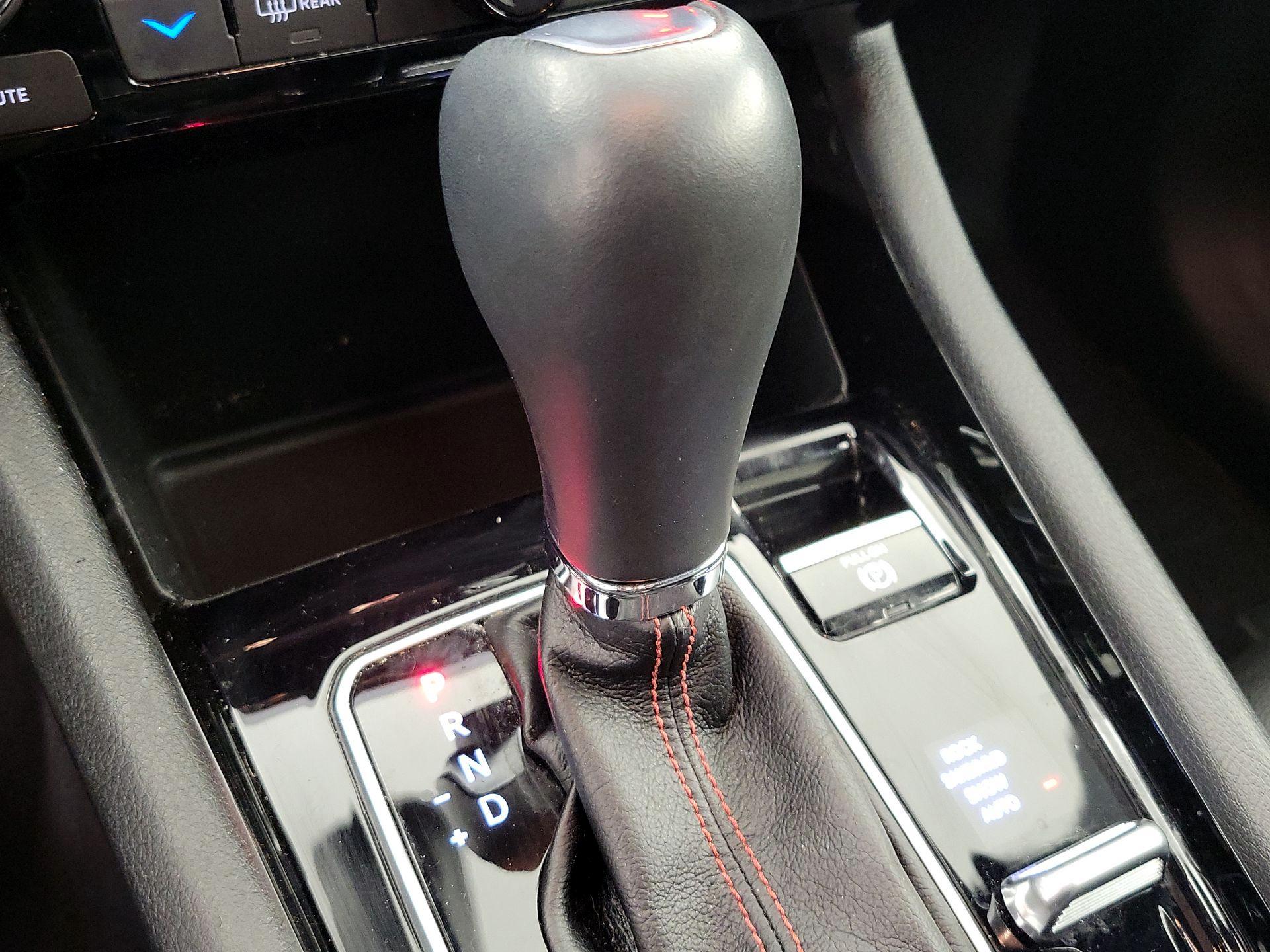 Thumbnail: 2023 Jeep Compass - 16