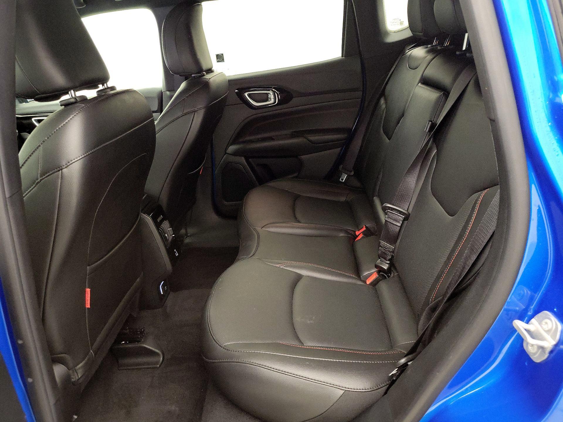 Thumbnail: 2023 Jeep Compass - 18