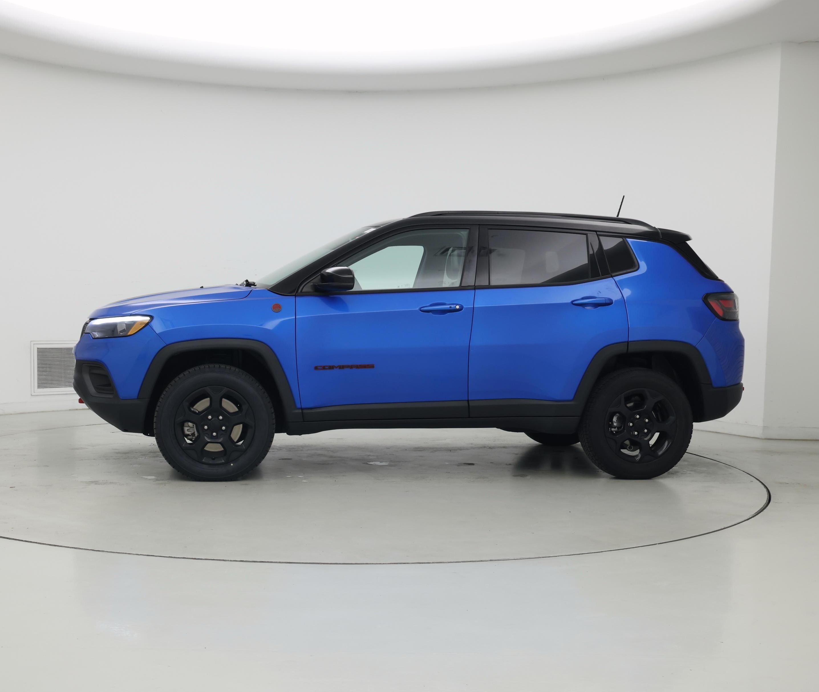 Thumbnail: 2023 Jeep Compass - 3