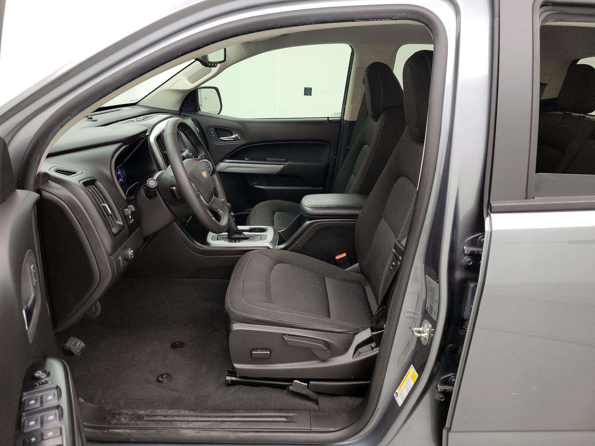 Thumbnail: 2022 Chevrolet Colorado - 11