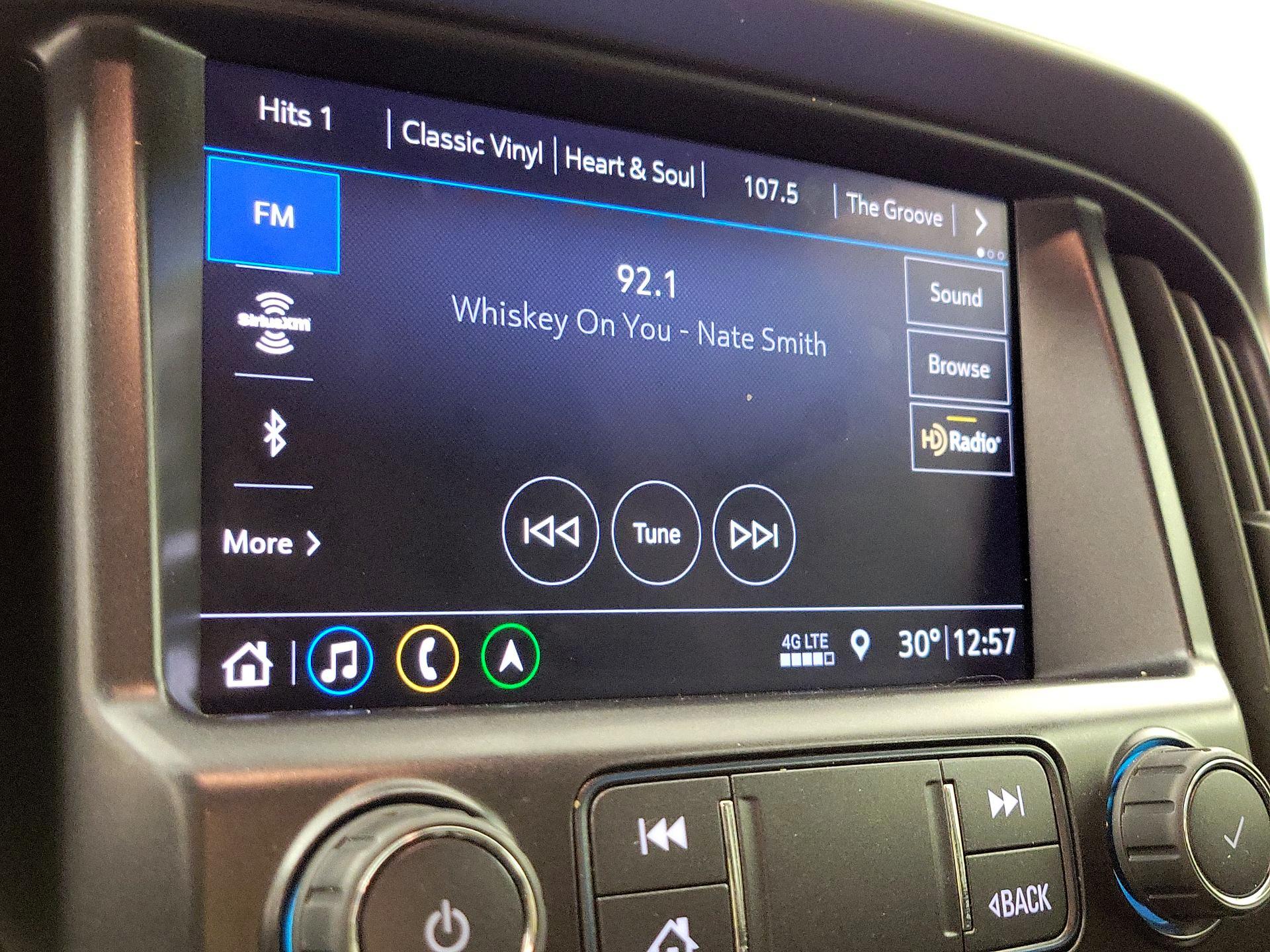 Thumbnail: 2022 Chevrolet Colorado - 16