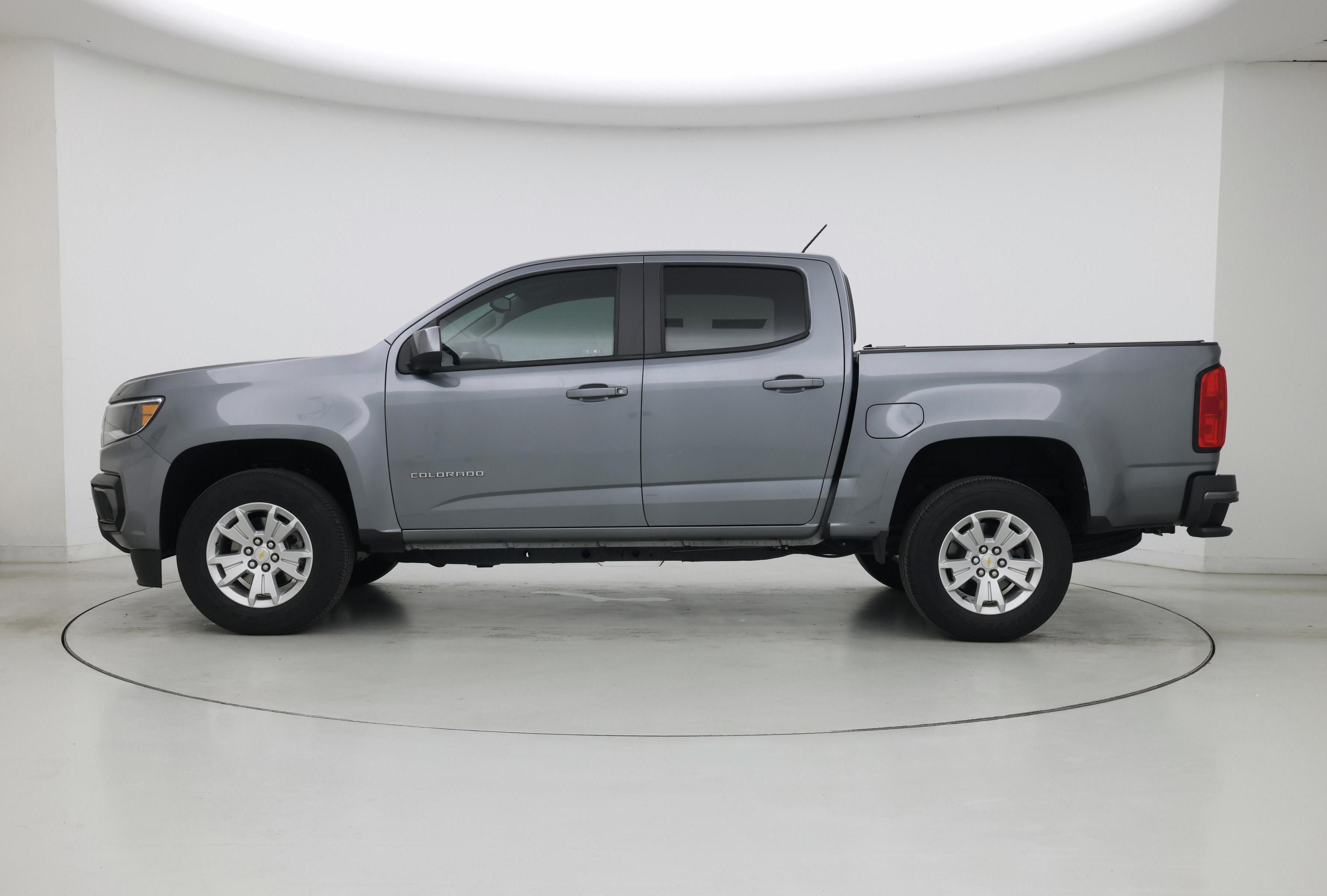 Thumbnail: 2022 Chevrolet Colorado - 3