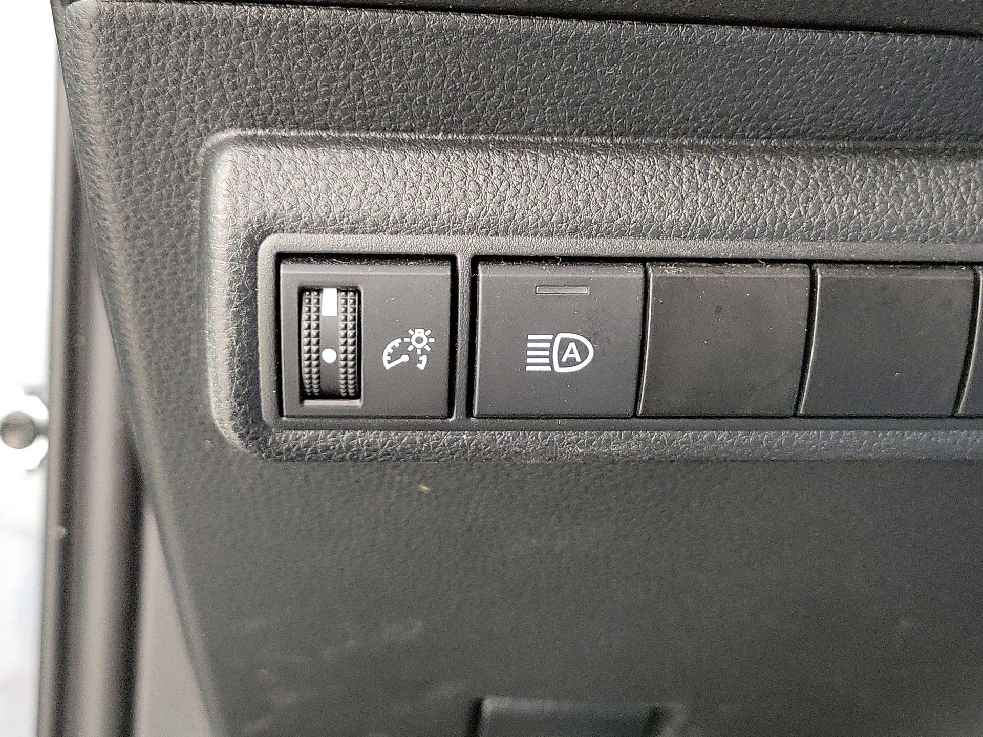 Thumbnail: 2024 Toyota Corolla - 13