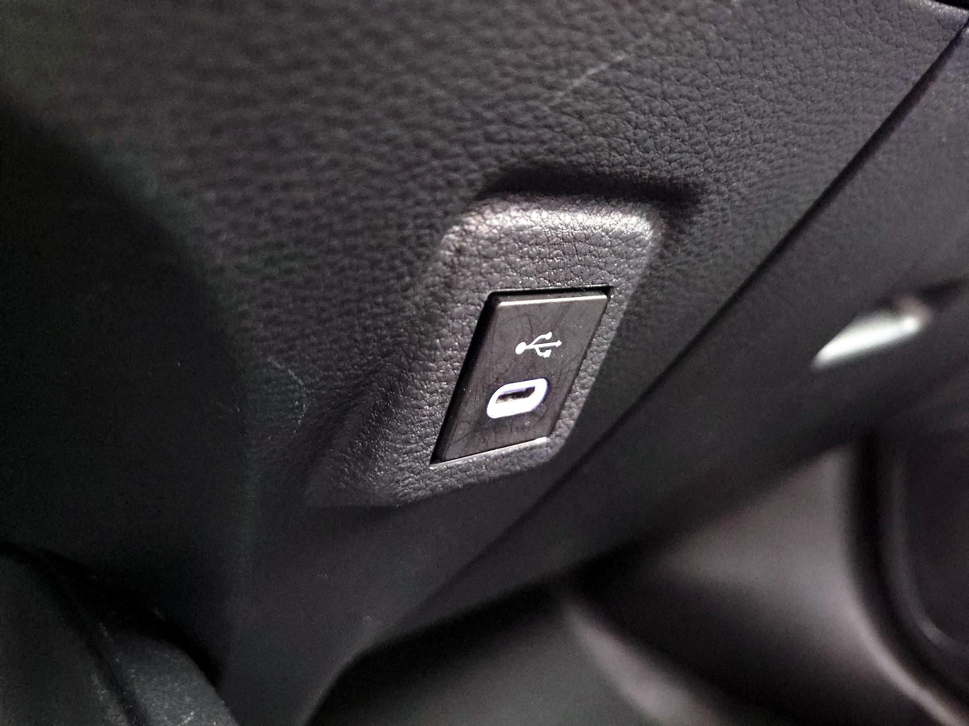 Thumbnail: 2024 Toyota Corolla - 18