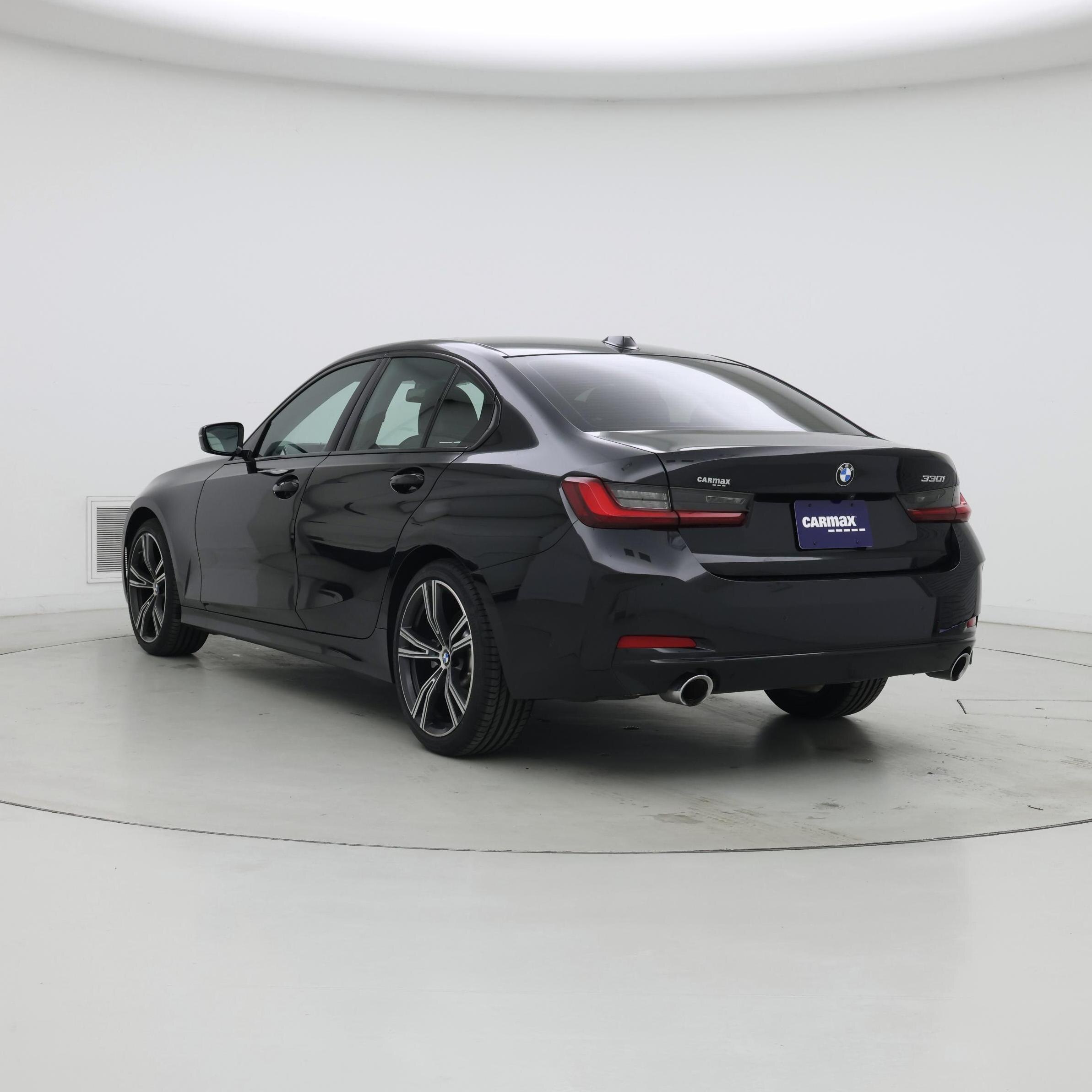 Thumbnail: 2023 BMW 3 Series - 2