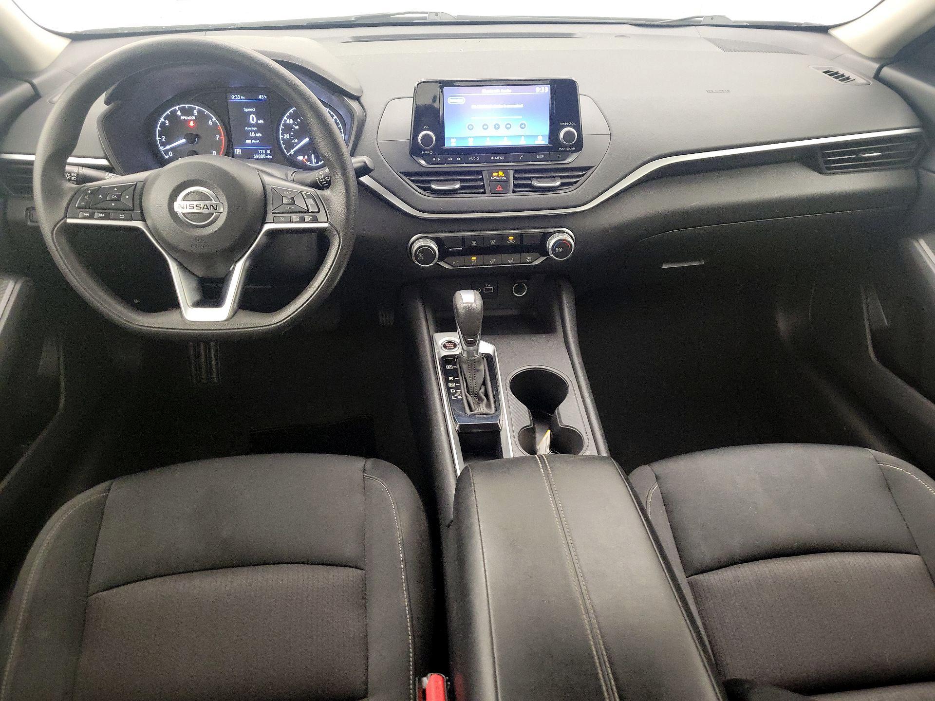 Thumbnail: 2022 Nissan Altima - 9