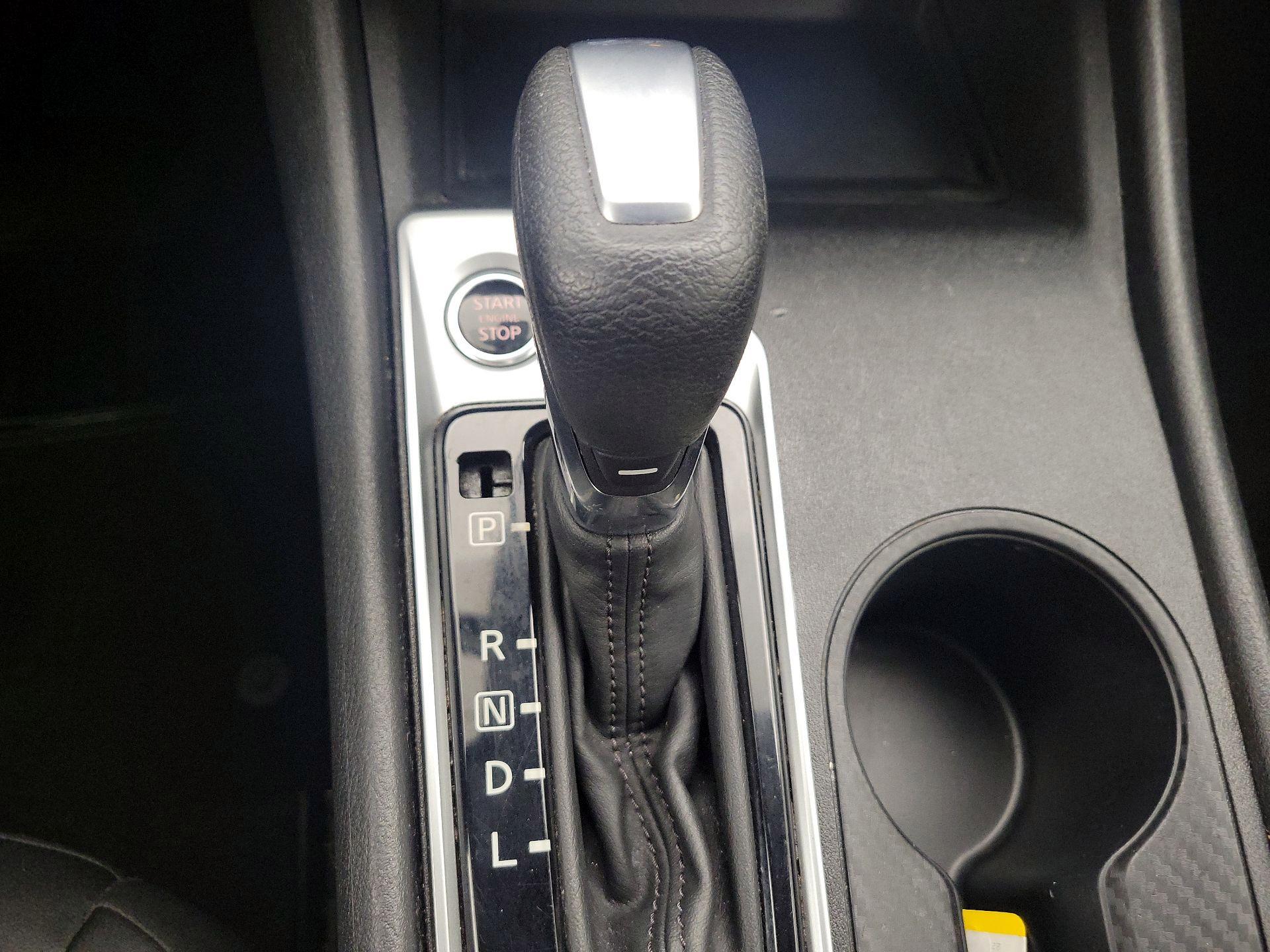 Thumbnail: 2022 Nissan Altima - 17