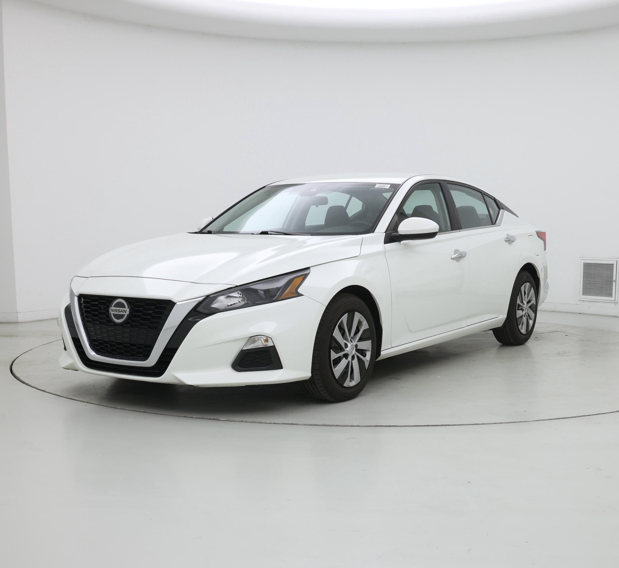 Thumbnail: 2022 Nissan Altima - 4