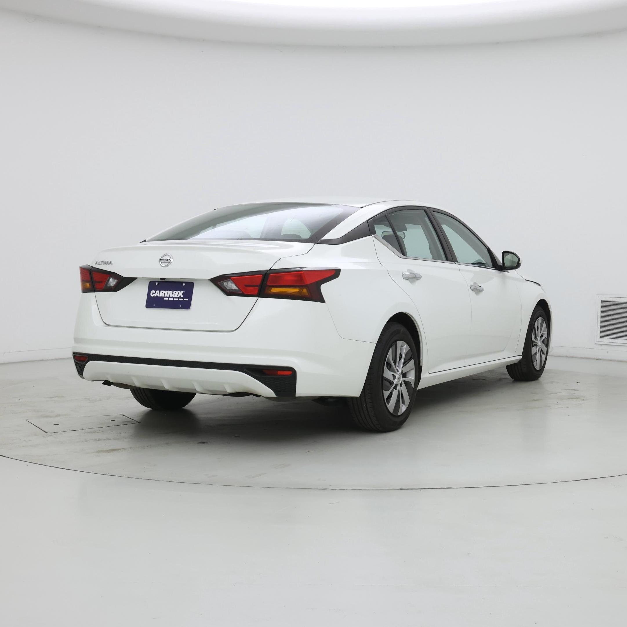 Thumbnail: 2022 Nissan Altima - 8