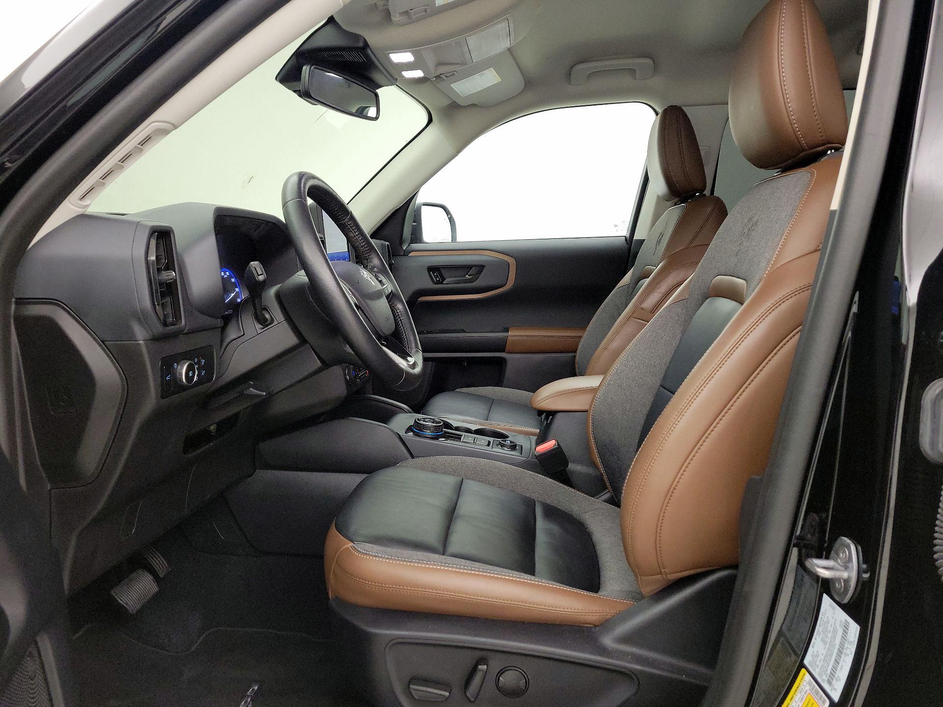 Thumbnail: 2023 Ford Bronco Sport - 11