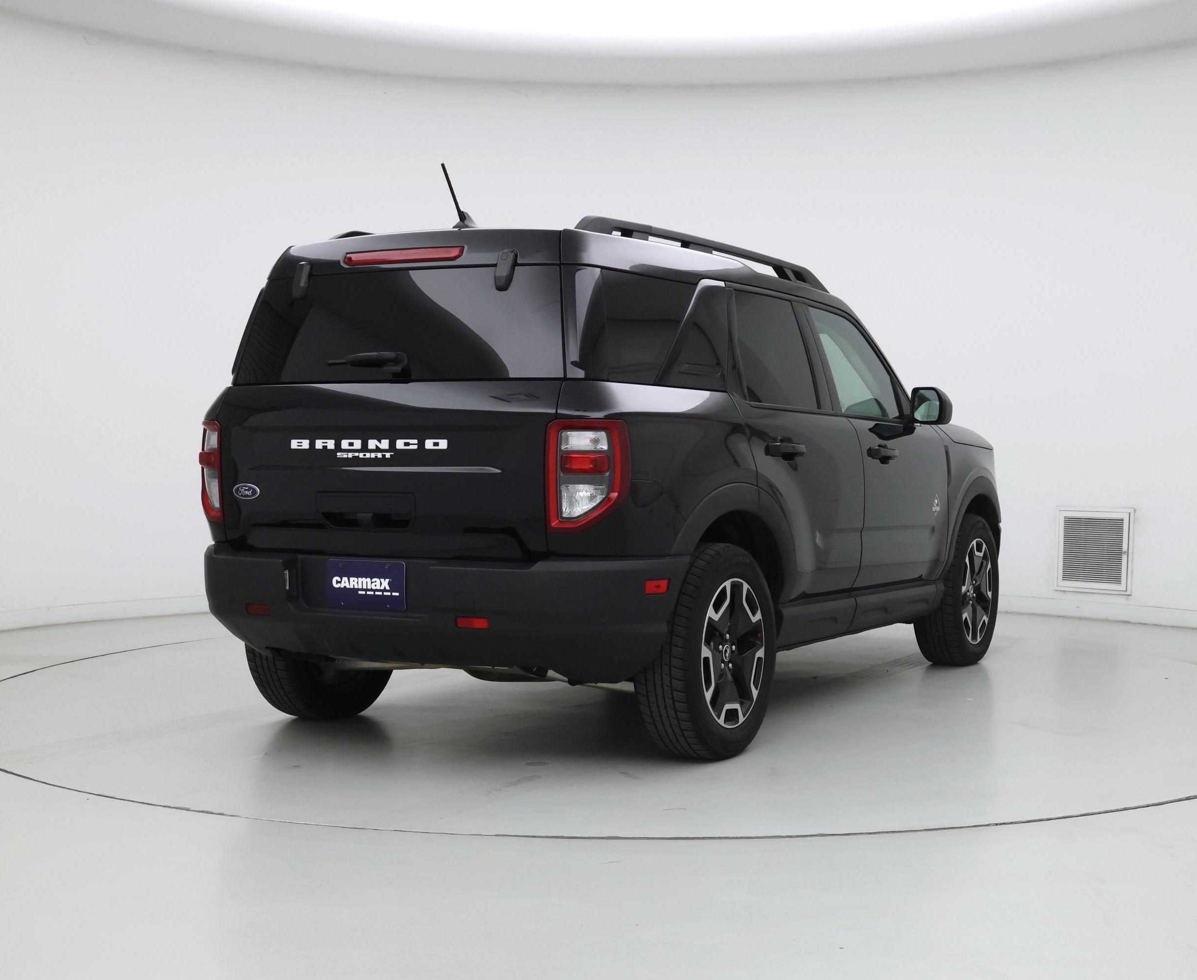 Thumbnail: 2023 Ford Bronco Sport - 8