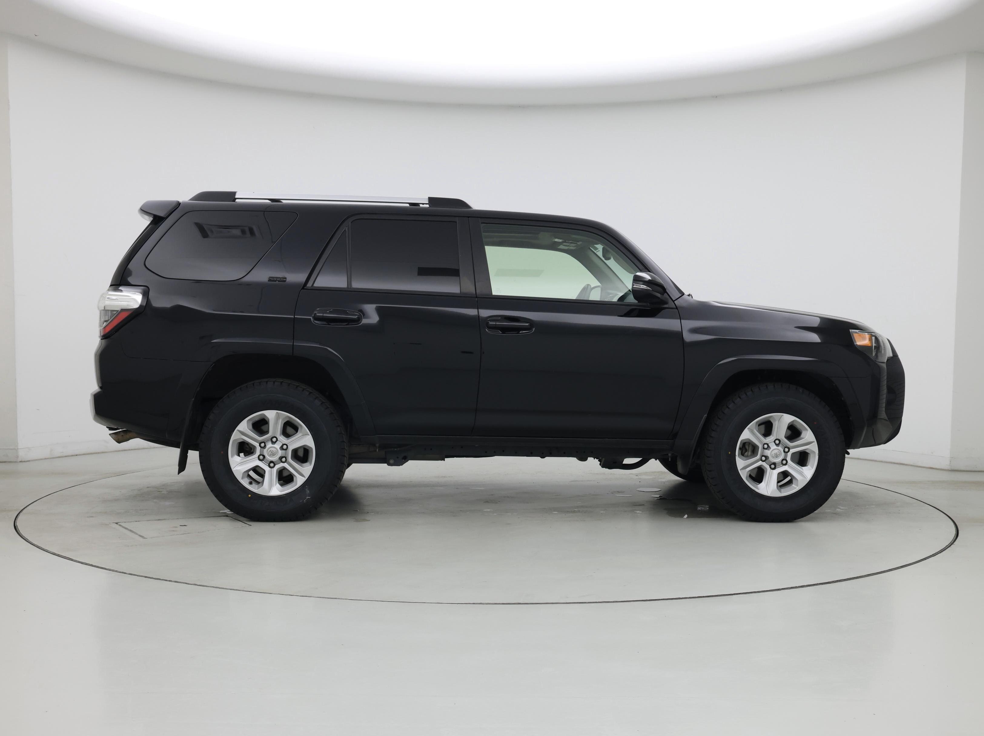 Thumbnail: 2023 Toyota 4Runner - 7